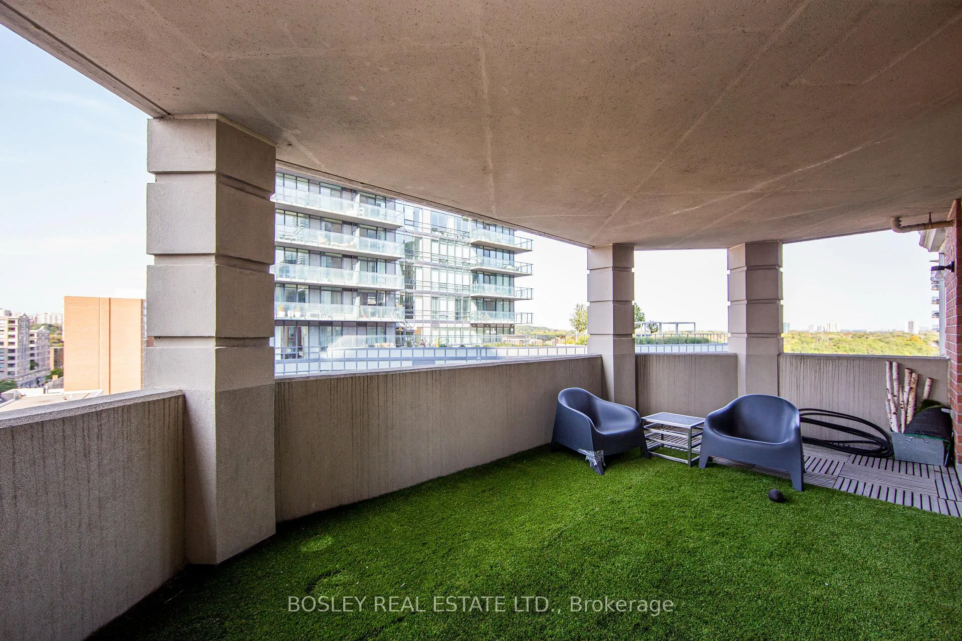 Photo 2 of Unit 1008, 20 Collier Street, Toronto, Rosedale-Moore Park — HOMEH