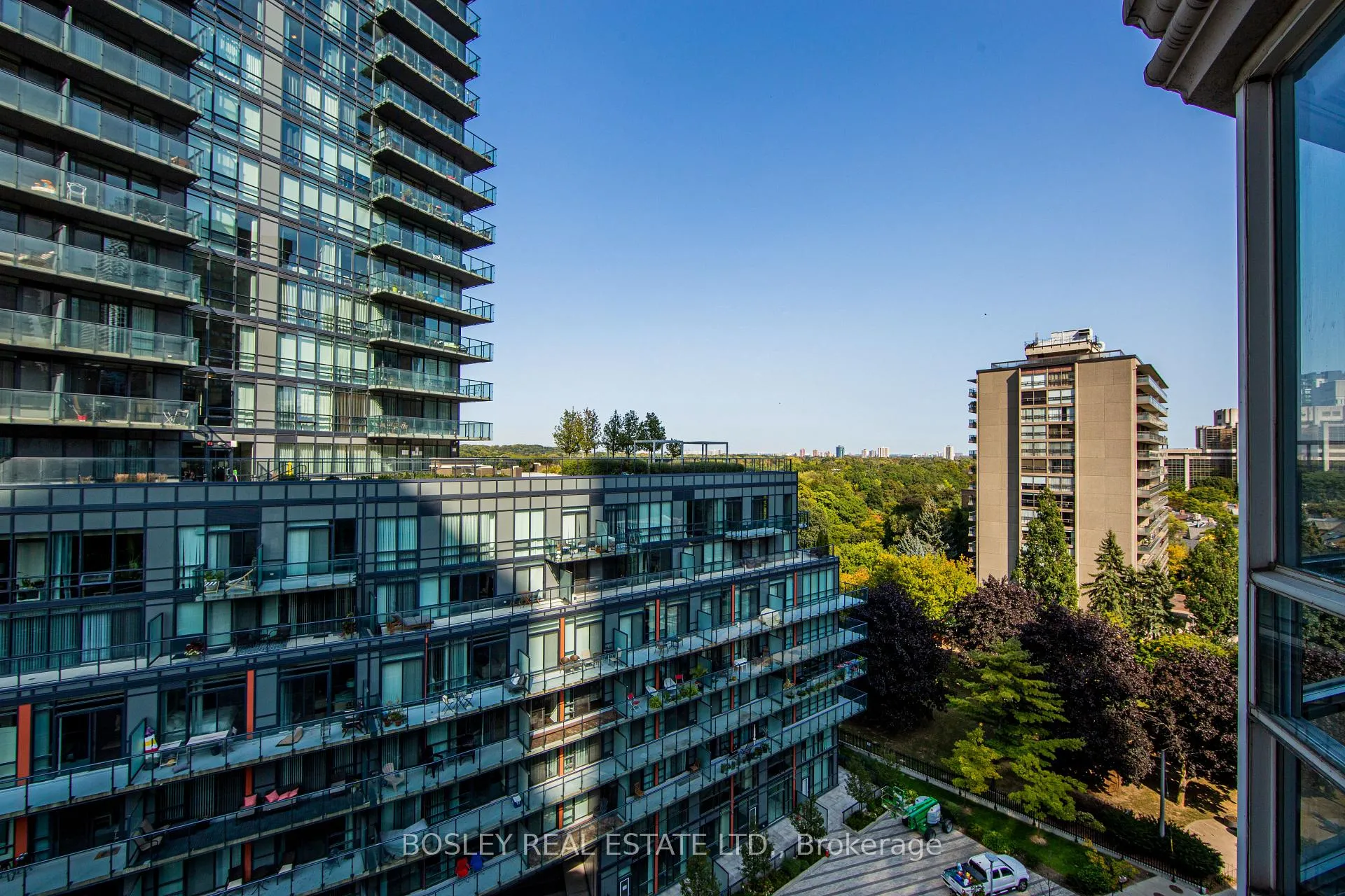 Photo 5 of Unit 1008, 20 Collier Street, Toronto, Rosedale-Moore Park — HOMEH