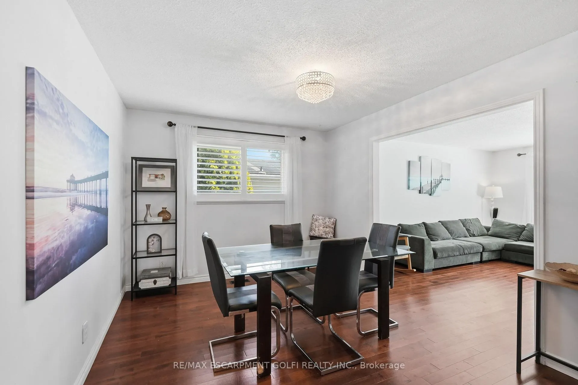 Photo 8 of 33 Debora Drive, Grimsby, Grimsby East — HOMEH