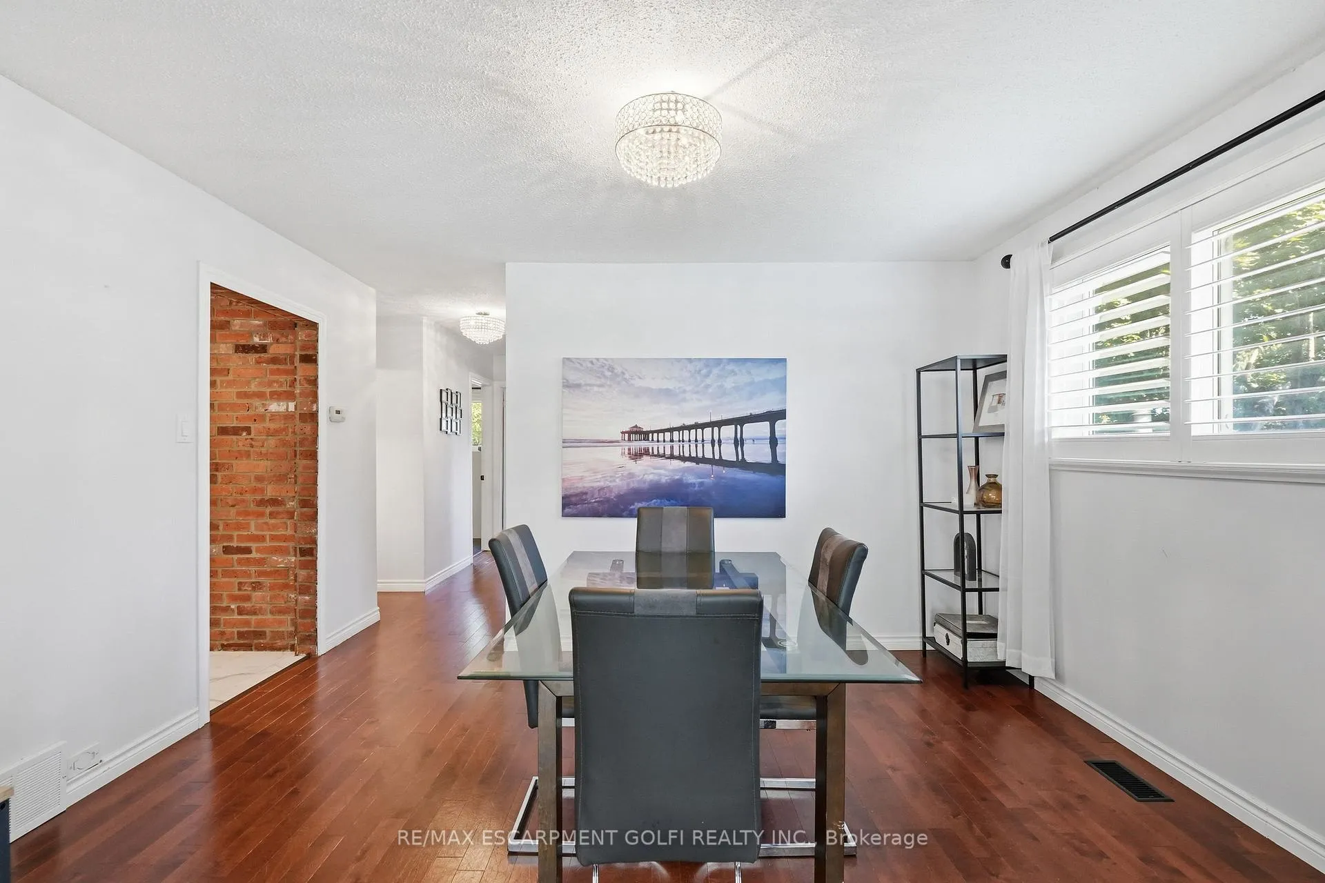 Photo 9 of 33 Debora Drive, Grimsby, Grimsby East — HOMEH