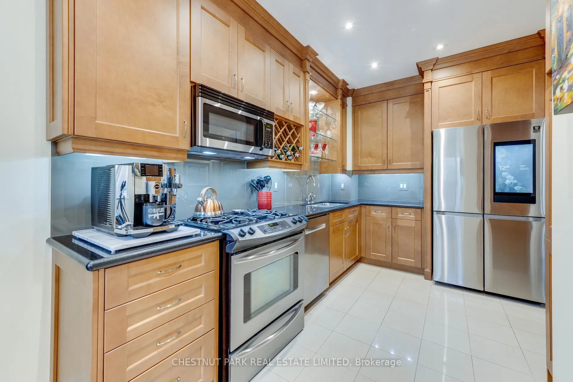 Photo 6 of Unit TH20, 21 Burkebrook Place, North York, Bridle Path-Sunnybrook-York Mills — HOMEH