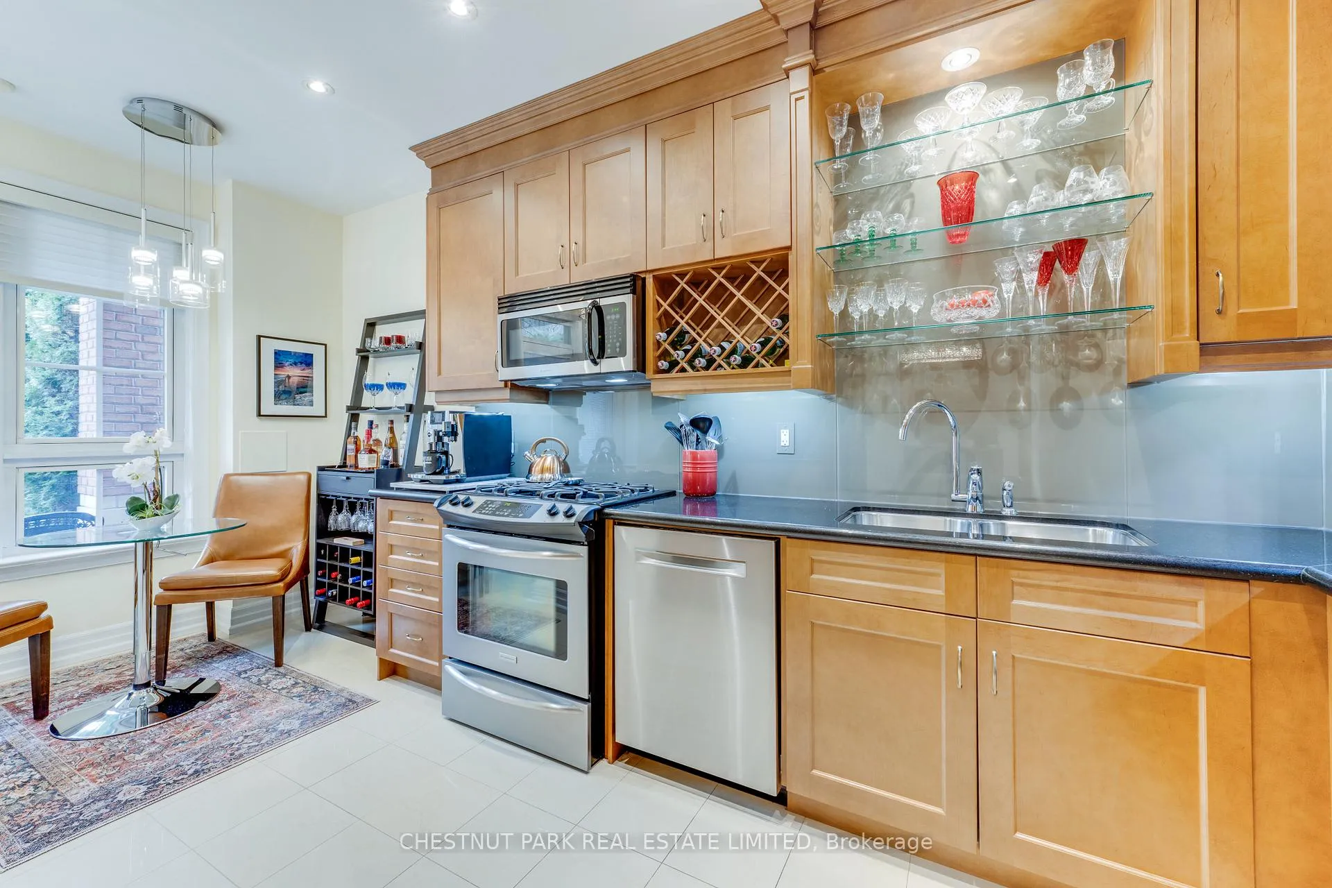 Photo 7 of Unit TH20, 21 Burkebrook Place, North York, Bridle Path-Sunnybrook-York Mills — HOMEH