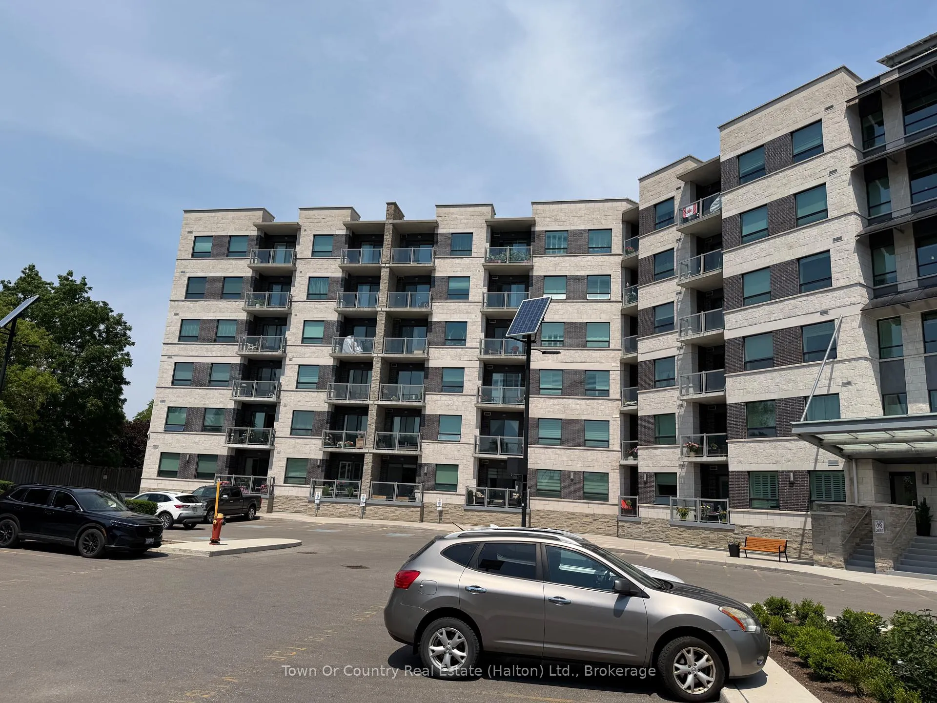 Photo 5 of Unit 310, 383 Main Street E, Milton, Old Milton — HOMEH