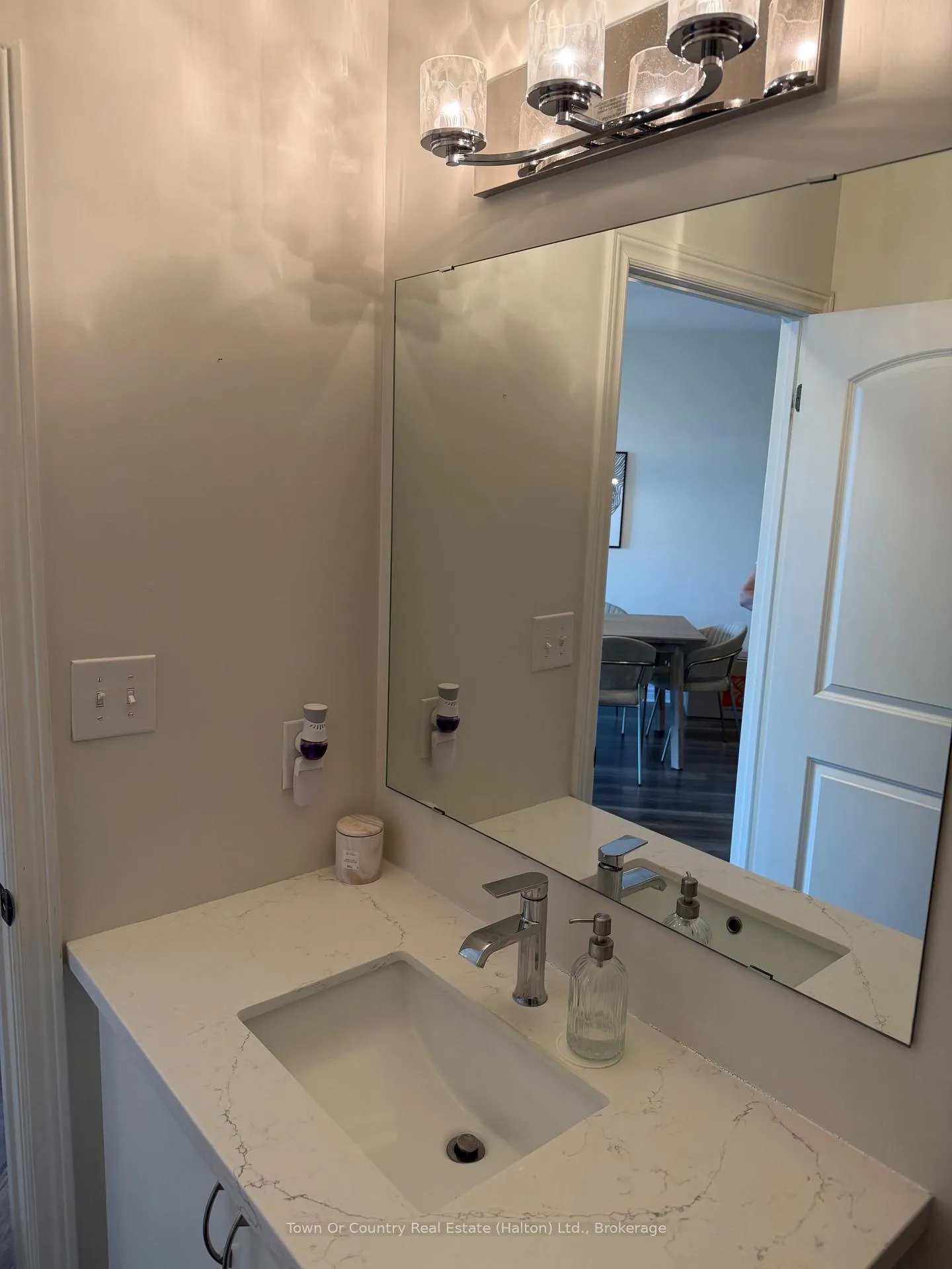 Photo 19 of Unit 310, 383 Main Street E, Milton, Old Milton — HOMEH