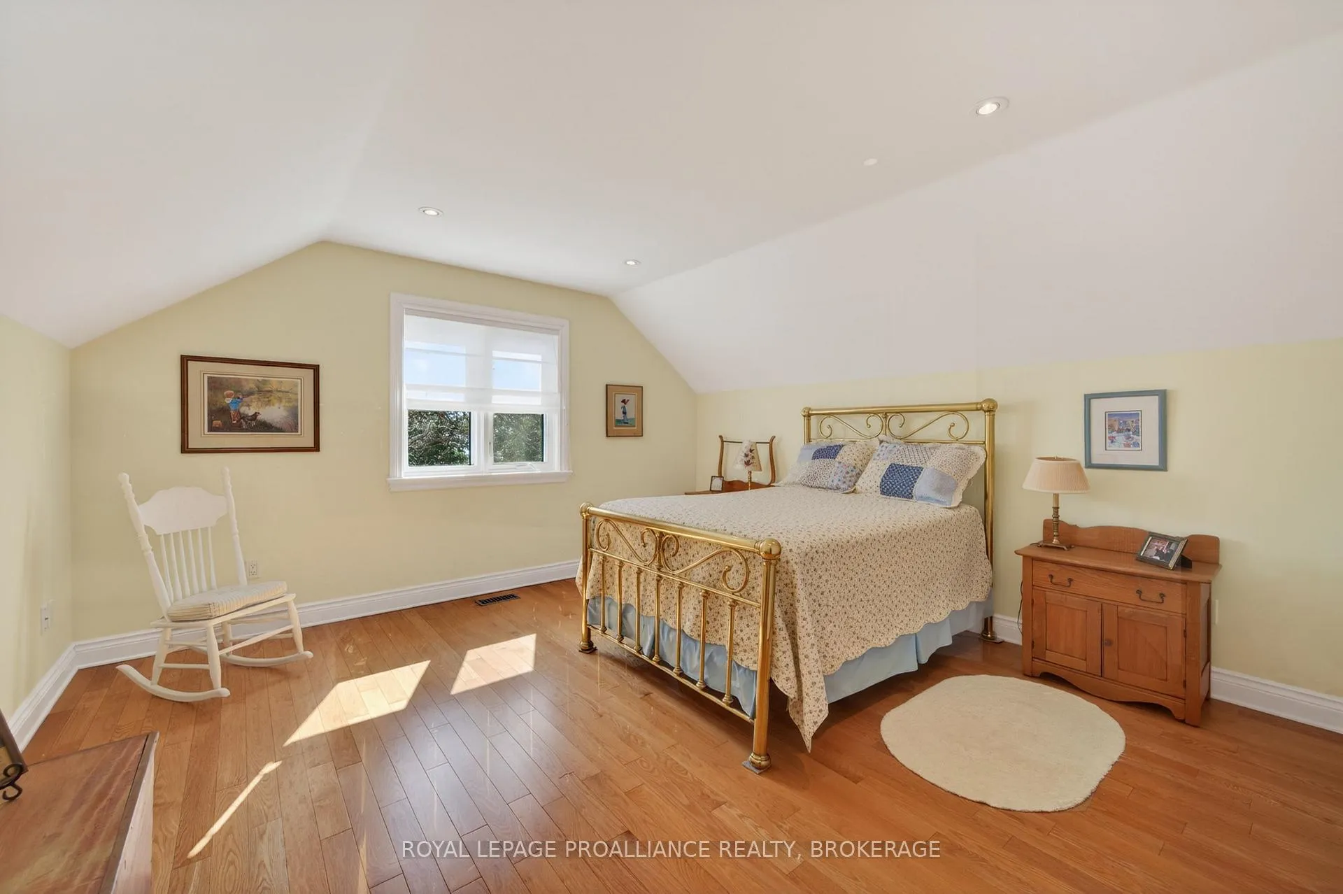 Photo 27 of 178 Nicholson Point Road, Loyalist, Lennox and Addington - South — HOMEH