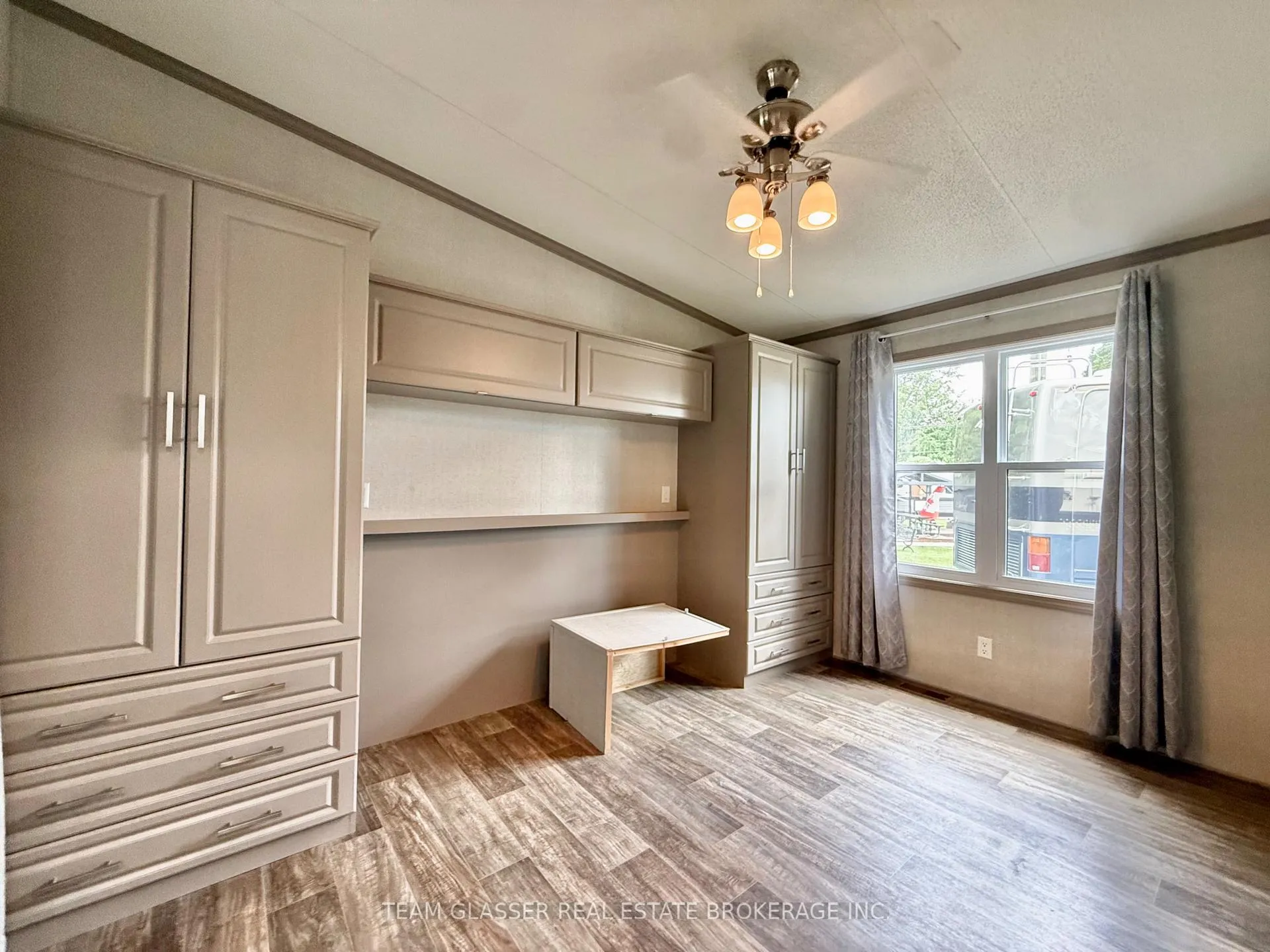 Photo 6 of Unit 2, 24749 Park Street, Strathroy-Caradoc, SW — HOMEH
