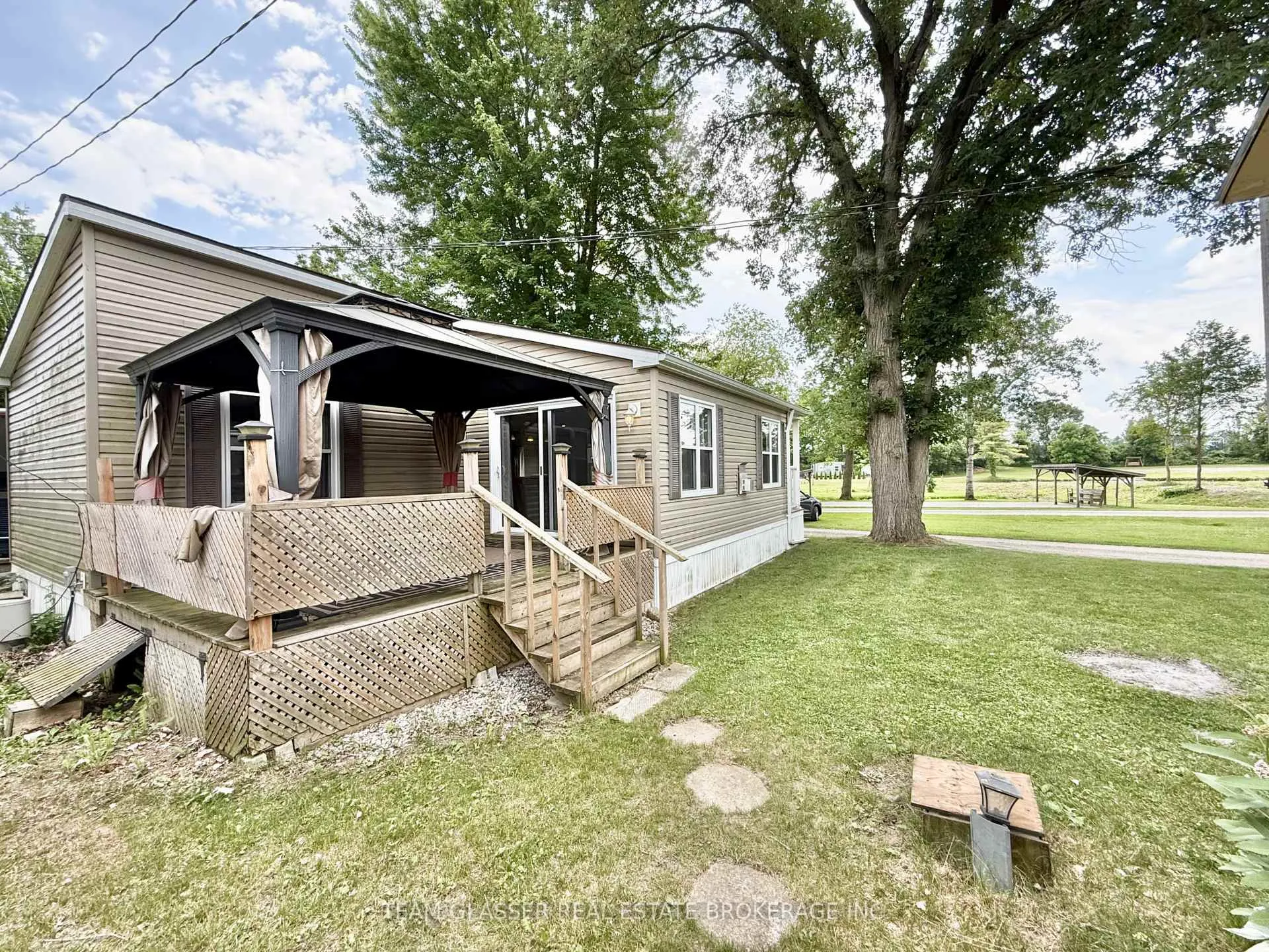 Photo 15 of Unit 2, 24749 Park Street, Strathroy-Caradoc, SW — HOMEH