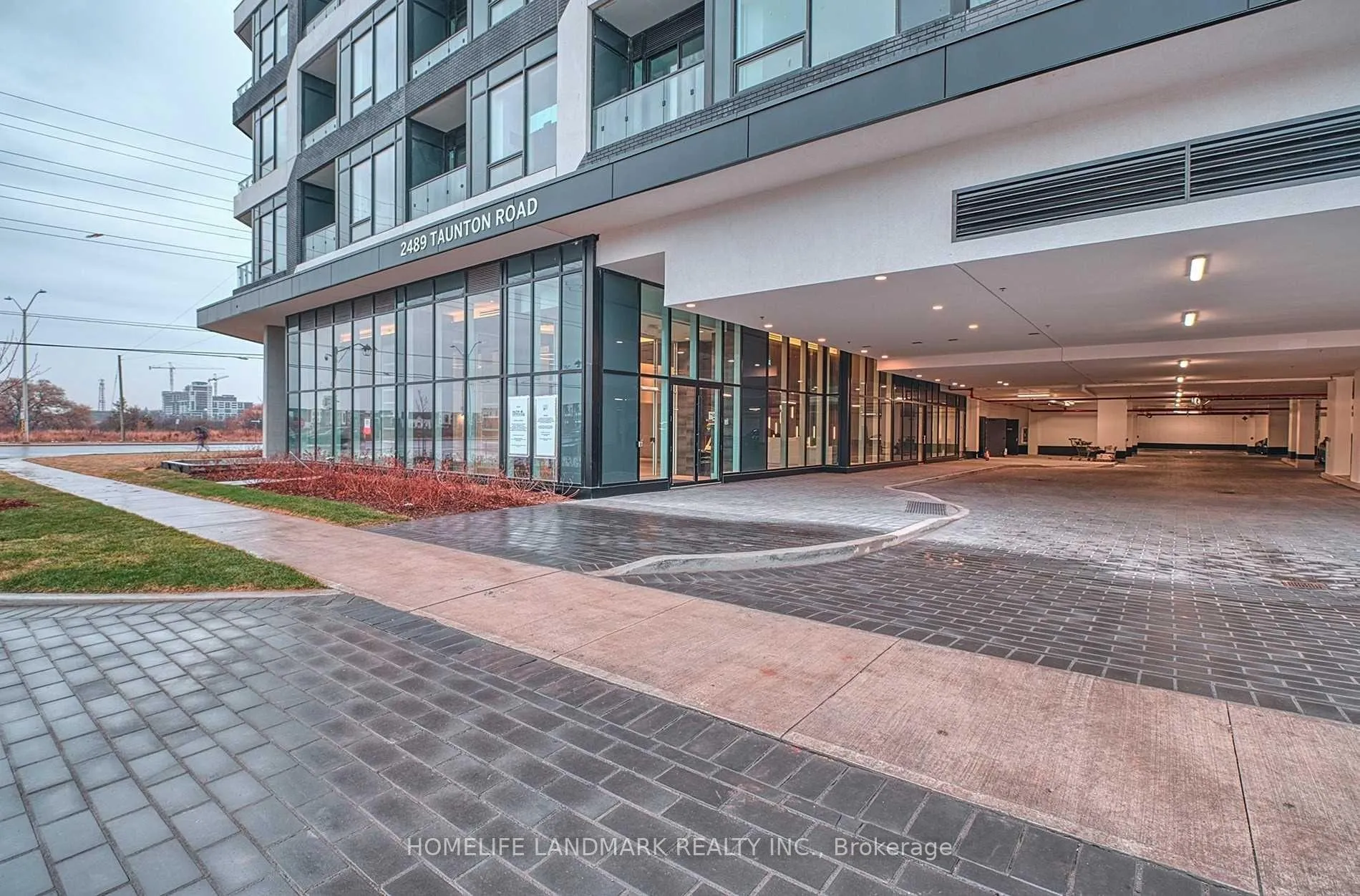 Photo 1 of Unit 455, 2489 Taunton Road, Oakville, River Oaks — HOMEH