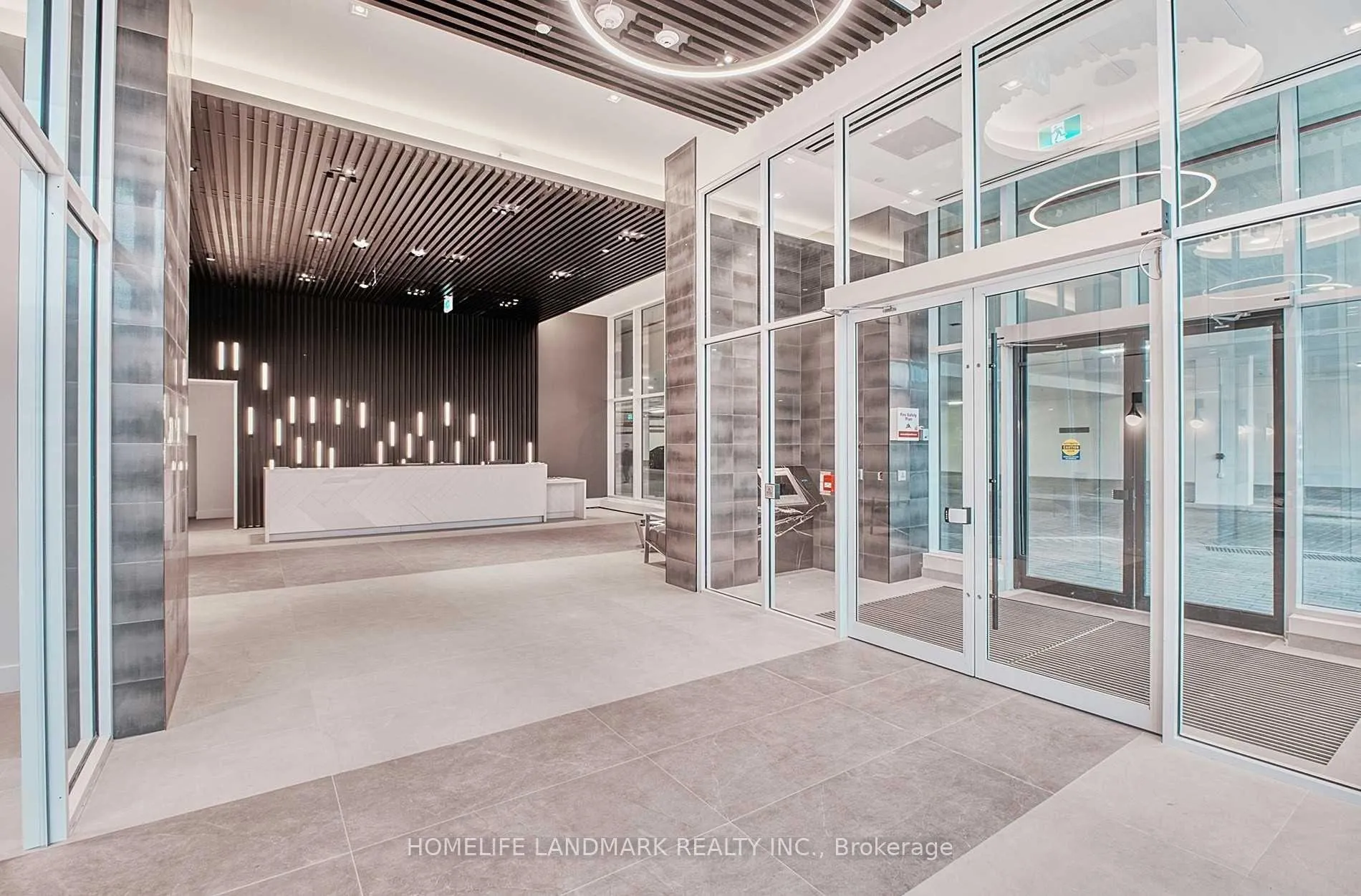 Photo 6 of Unit 455, 2489 Taunton Road, Oakville, River Oaks — HOMEH