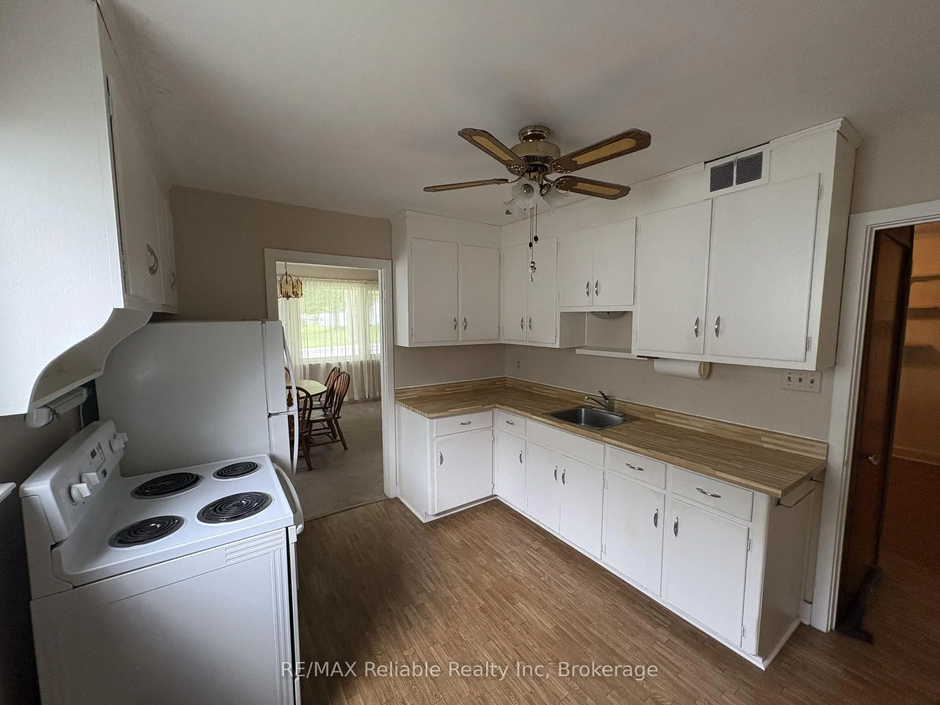 Photo 5 of 137 Fulton Street, Central Huron, Clinton — HOMEH