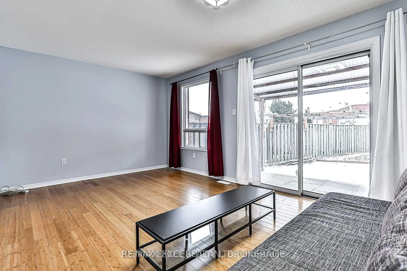 Photo 7 of 75 Hendon Road, Markham, Milliken Mills East — HOMEH