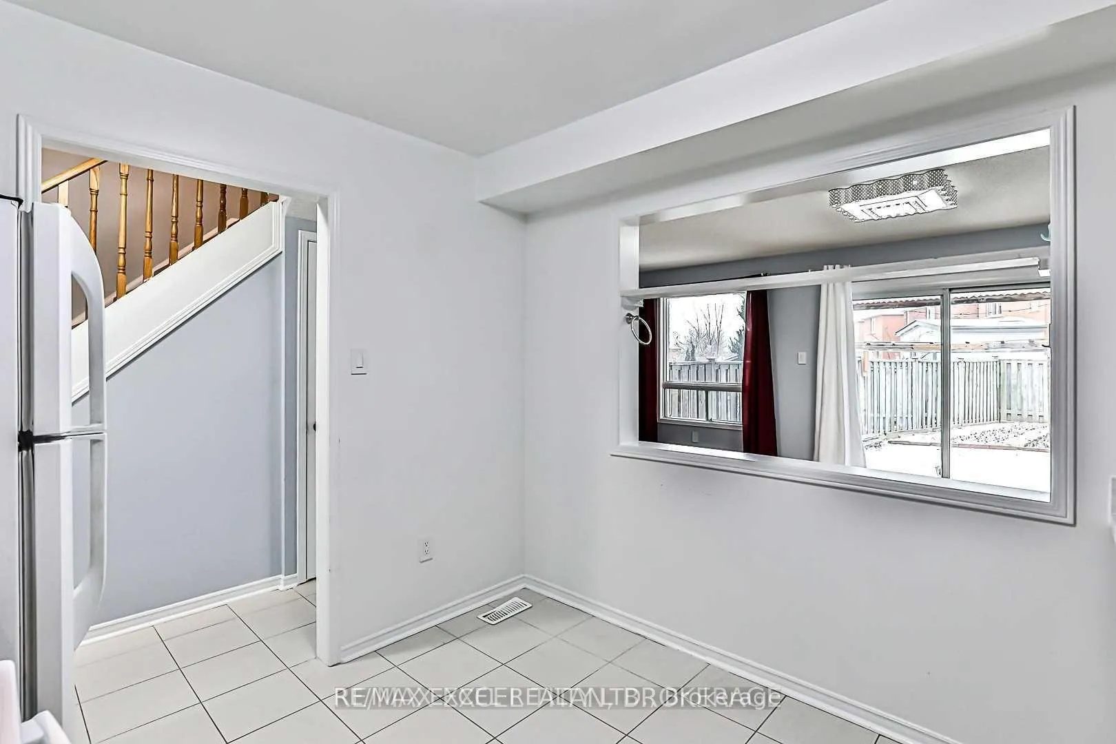 Photo 14 of 75 Hendon Road, Markham, Milliken Mills East — HOMEH