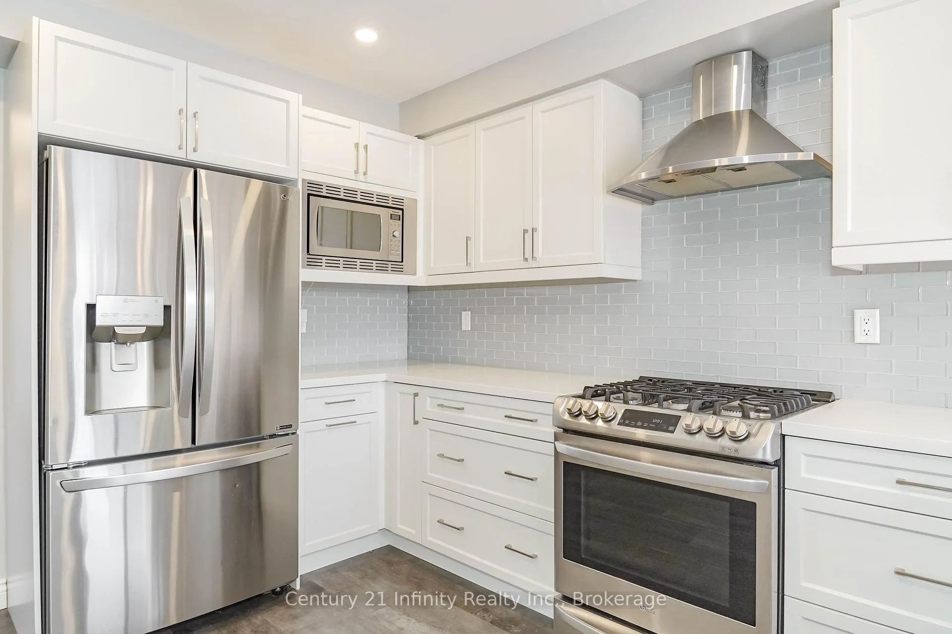 Photo 15 of 178 High Street, Clarington, Bowmanville — HOMEH