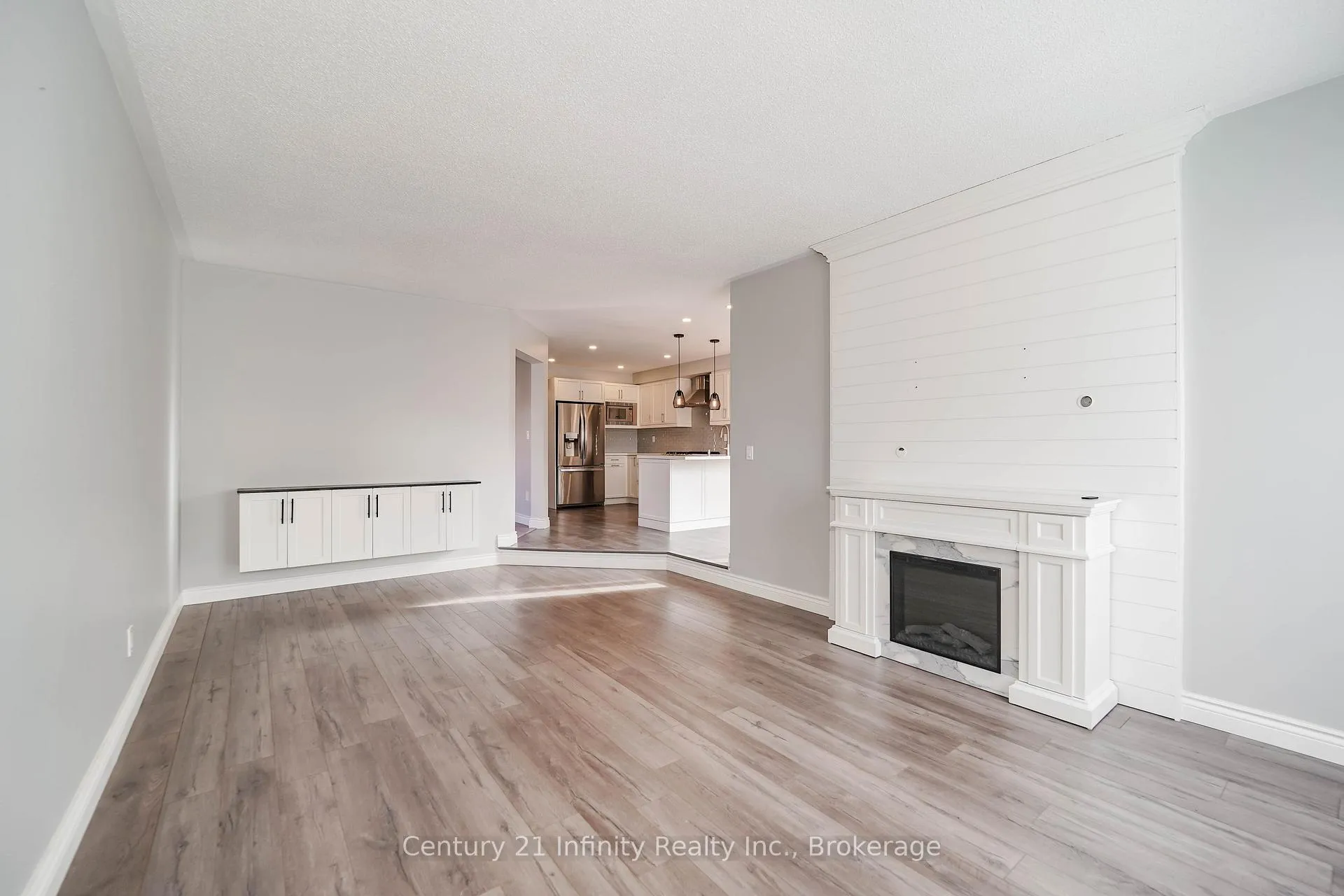 Photo 17 of 178 High Street, Clarington, Bowmanville — HOMEH