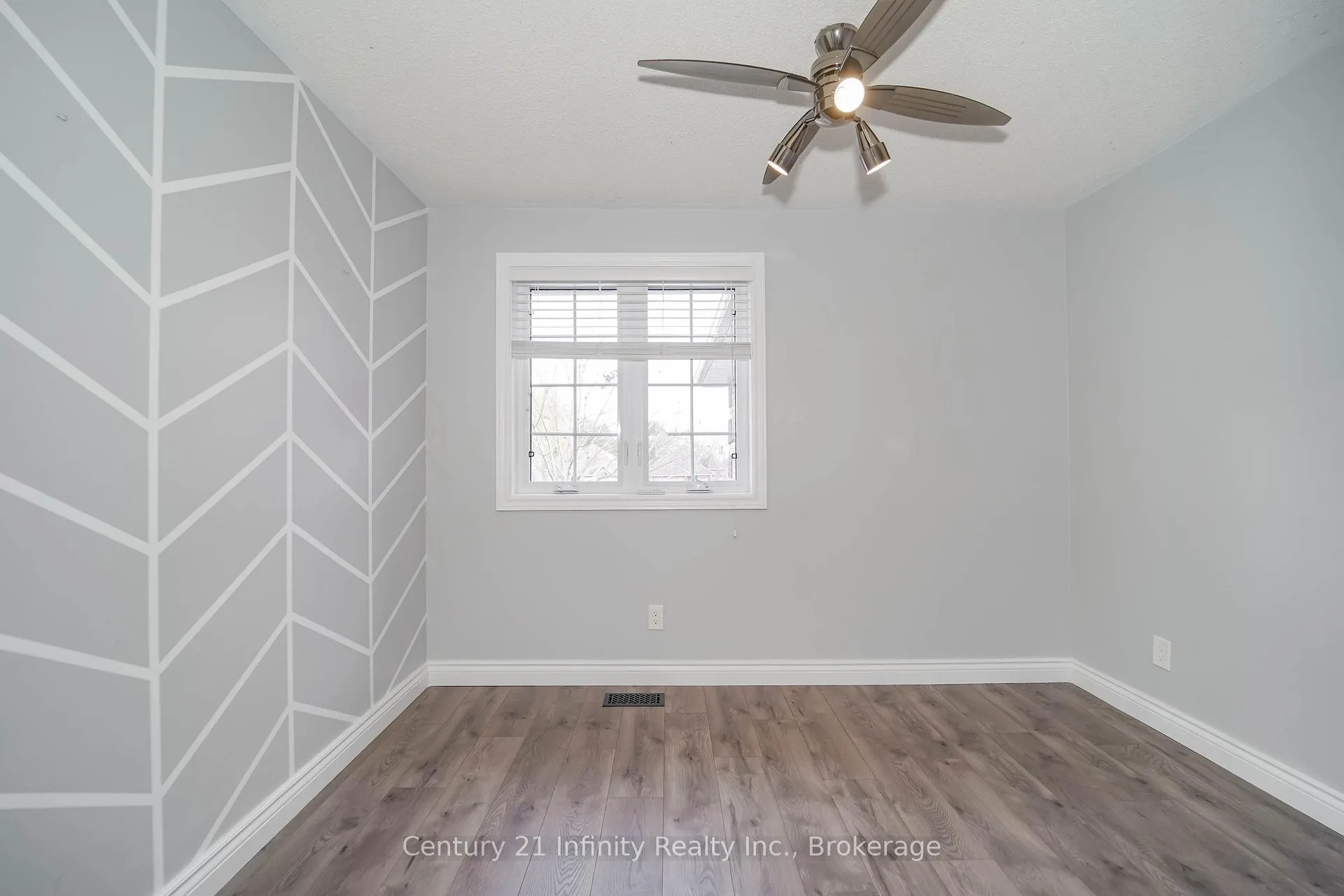 Photo 24 of 178 High Street, Clarington, Bowmanville — HOMEH