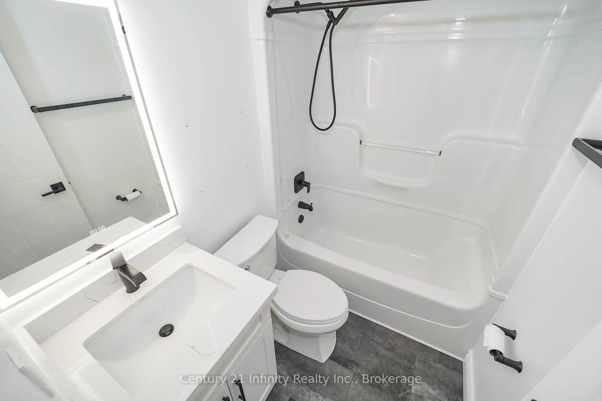 Photo 31 of 178 High Street, Clarington, Bowmanville — HOMEH