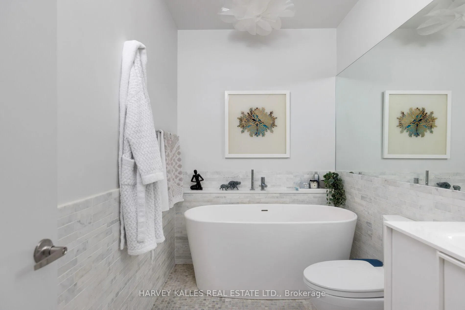 Photo 27 of Unit 304, 287 Richmond Street E, Toronto, Moss Park — HOMEH
