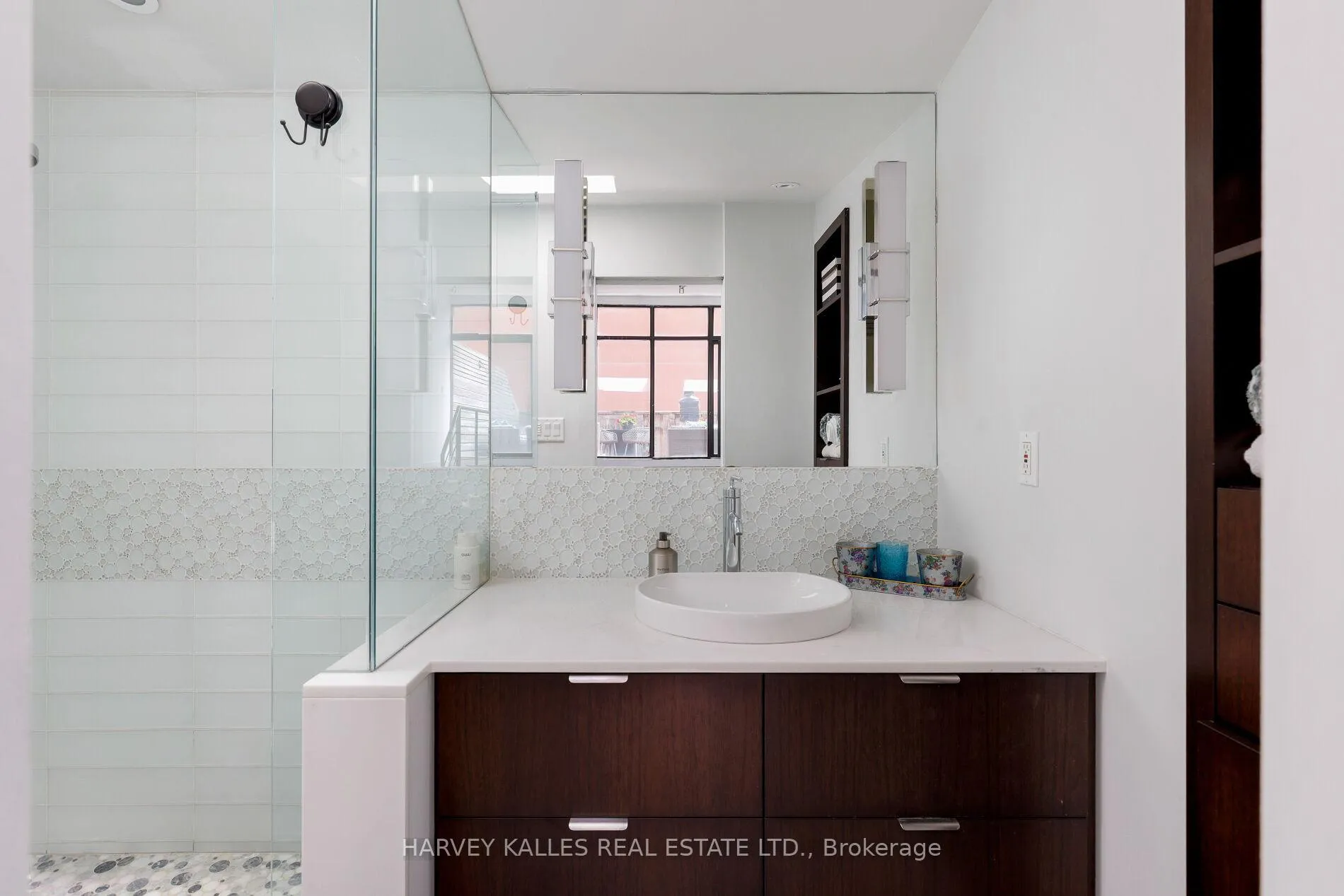 Photo 32 of Unit 304, 287 Richmond Street E, Toronto, Moss Park — HOMEH