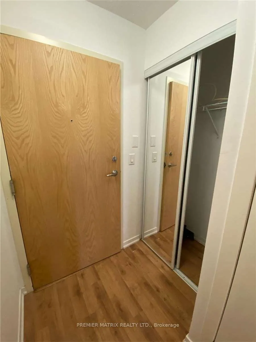 Photo 2 of Unit 620, 38 Joe Shuster Way, Toronto, South Parkdale — HOMEH