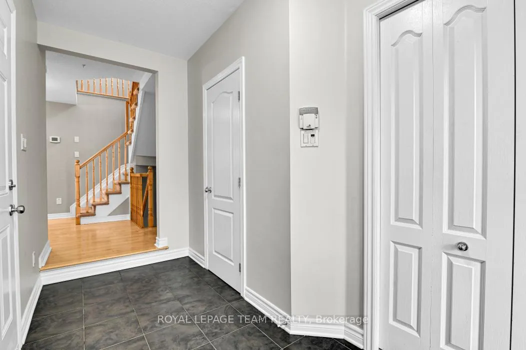 Photo 4 of 87 Selhurst Avenue, Ottawa, Barrhaven East — HOMEH