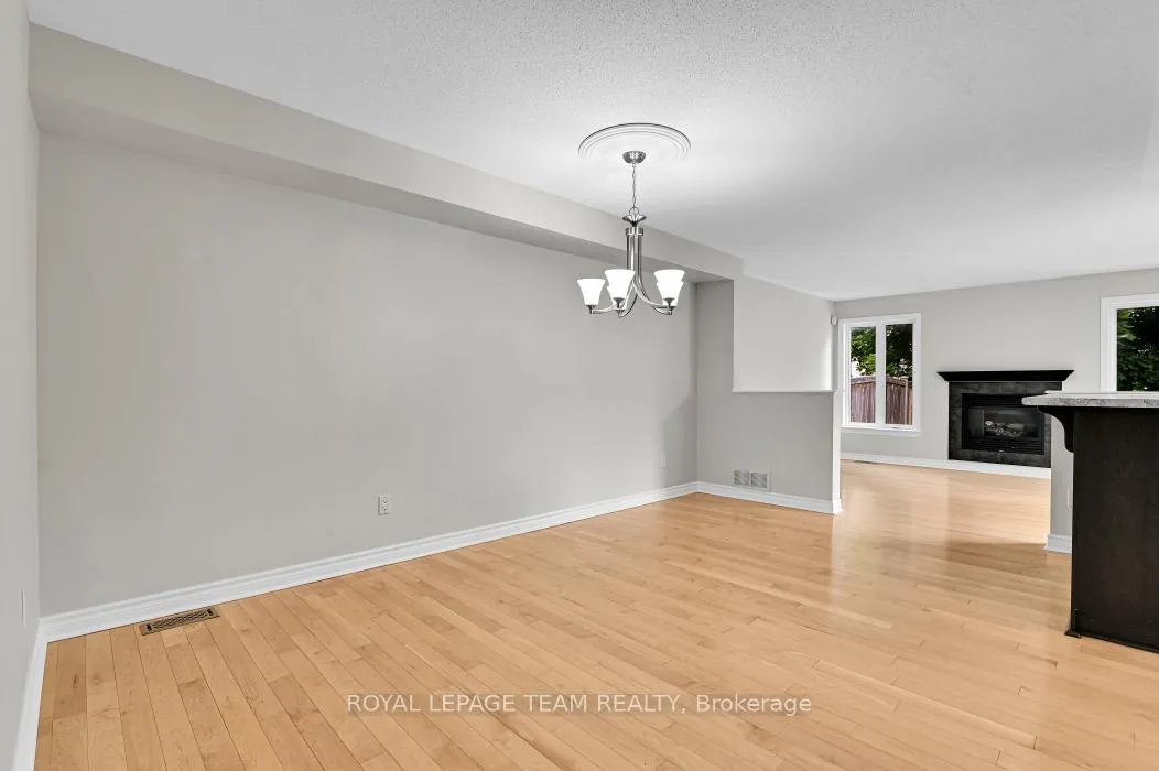 Photo 7 of 87 Selhurst Avenue, Ottawa, Barrhaven East — HOMEH