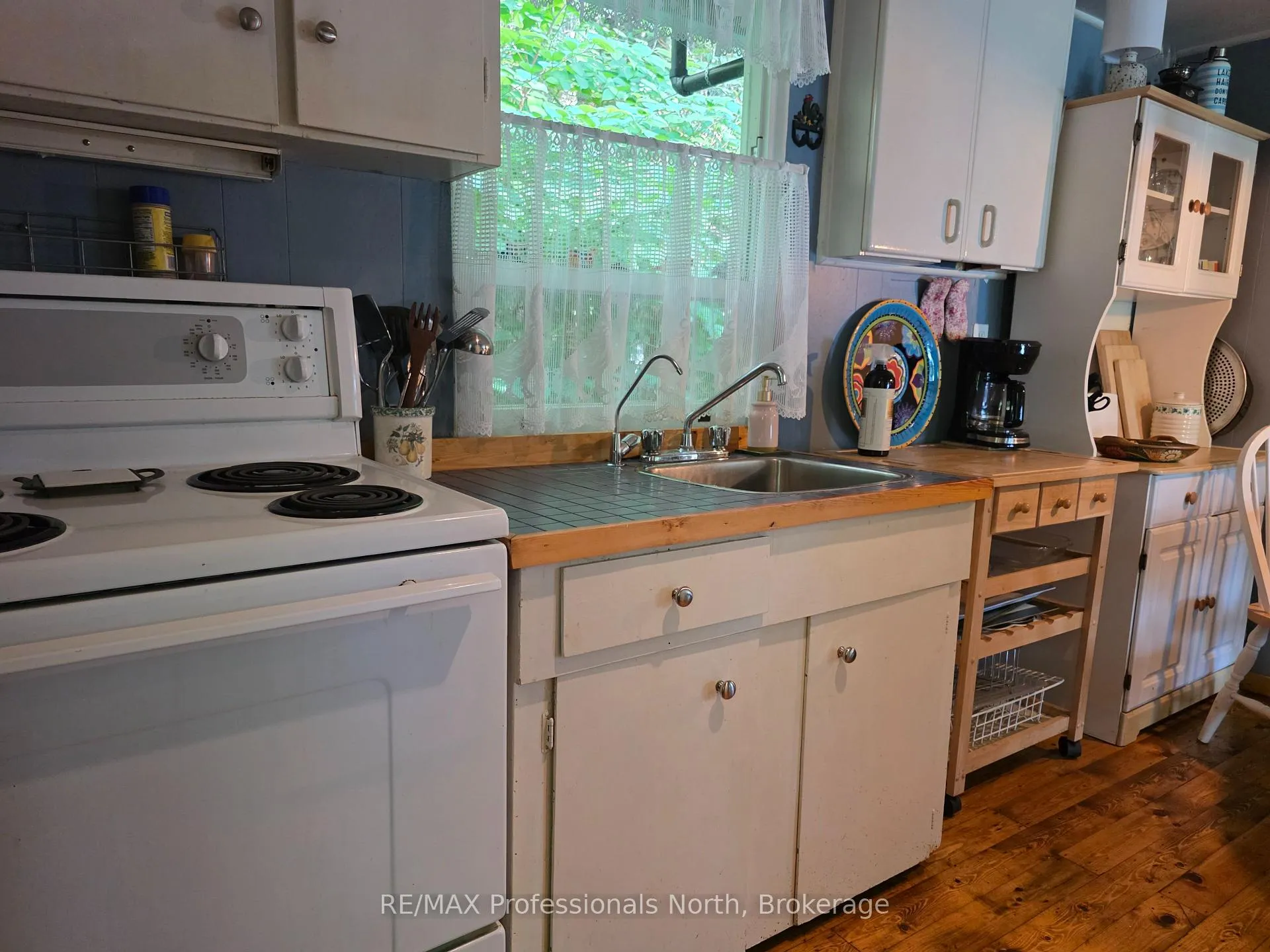 Photo 14 of 1131 Sharon Lake Drive, Minden Hills, Minden — HOMEH