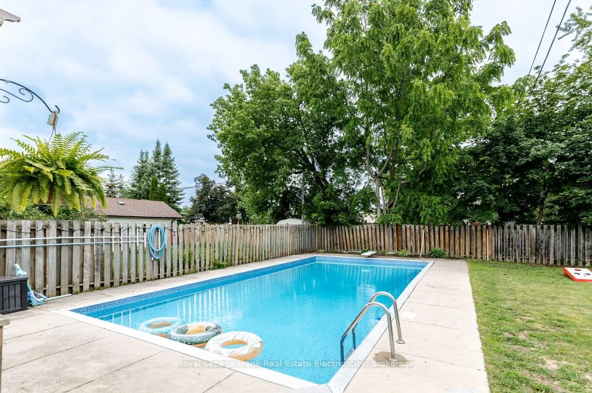 Photo 45 of 642 Bellaire Street, Peterborough, Otonabee Ward 1 — HOMEH