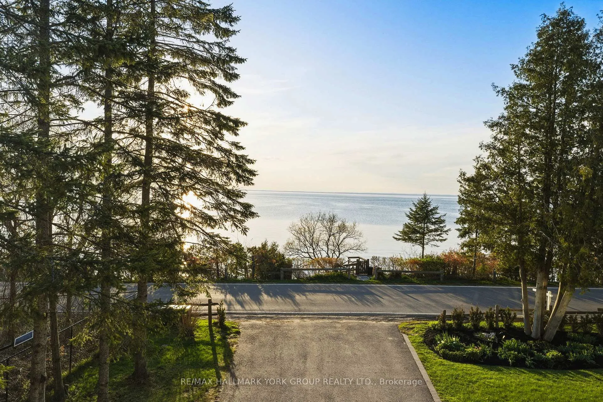 Photo 6 of 281 Hedge Road, Georgina, Sutton & Jackson's Point — HOMEH