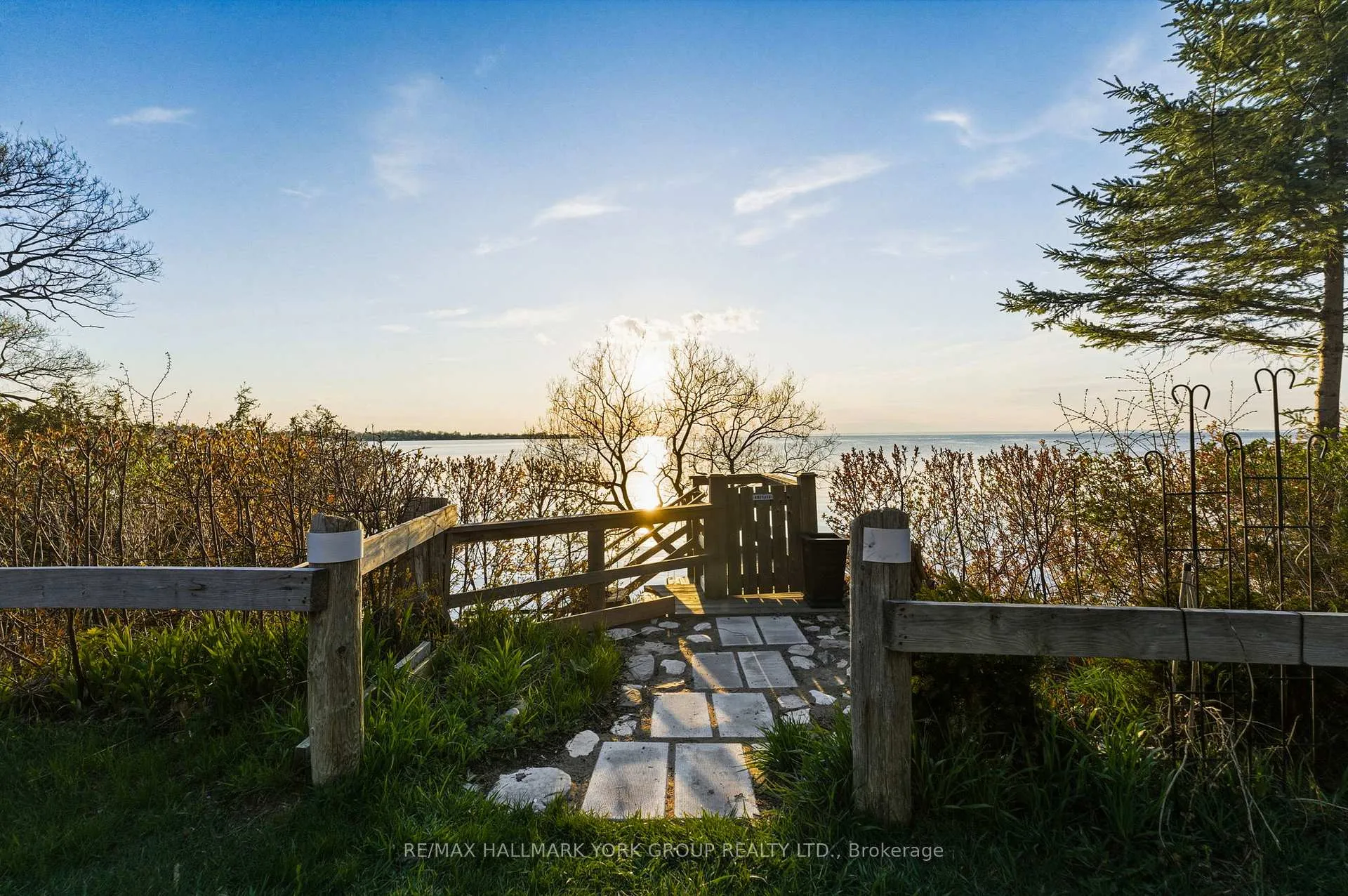 Photo 44 of 281 Hedge Road, Georgina, Sutton & Jackson's Point — HOMEH