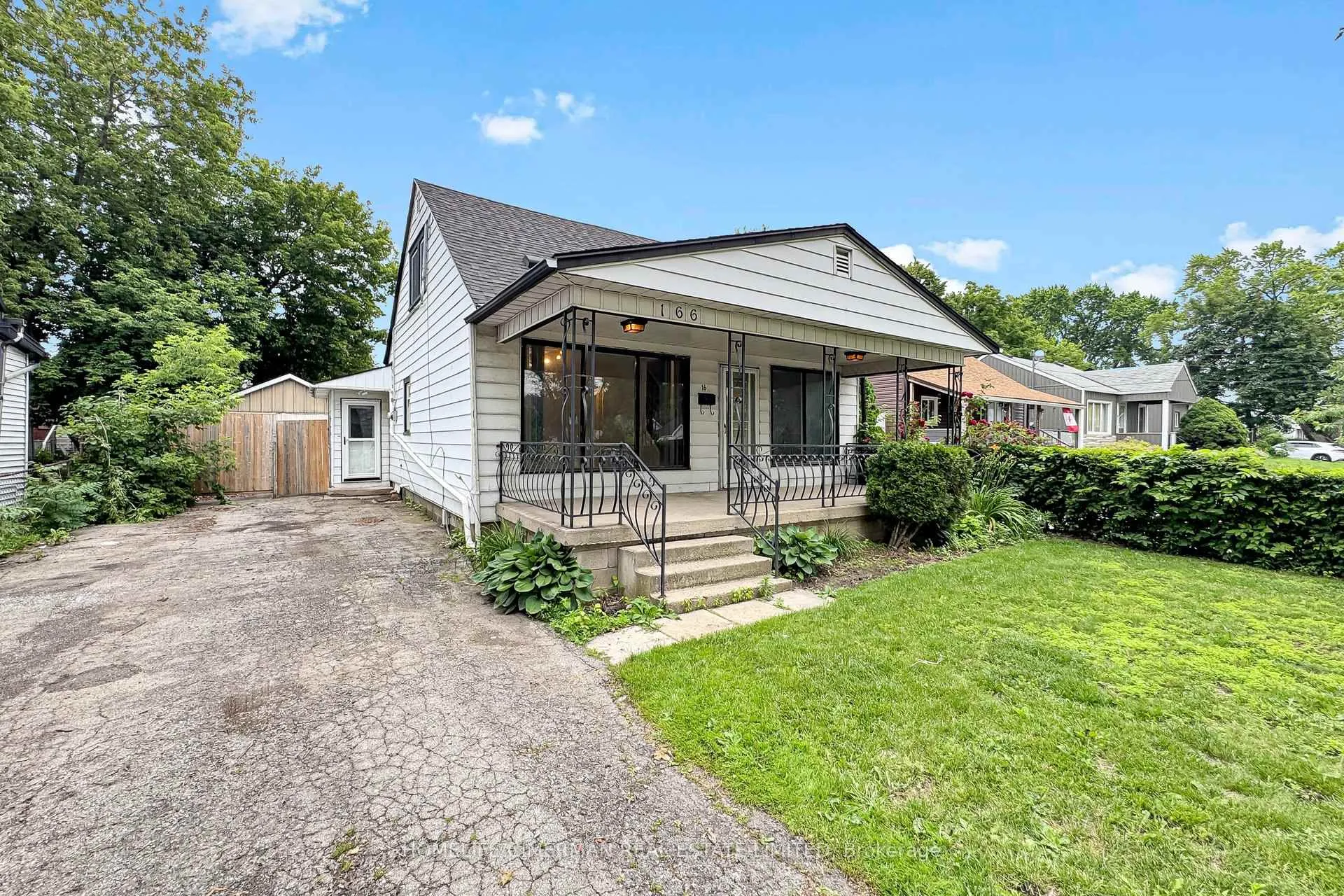Photo 1 of 166 Normanhurst Avenue, Hamilton, Normanhurst — HOMEH