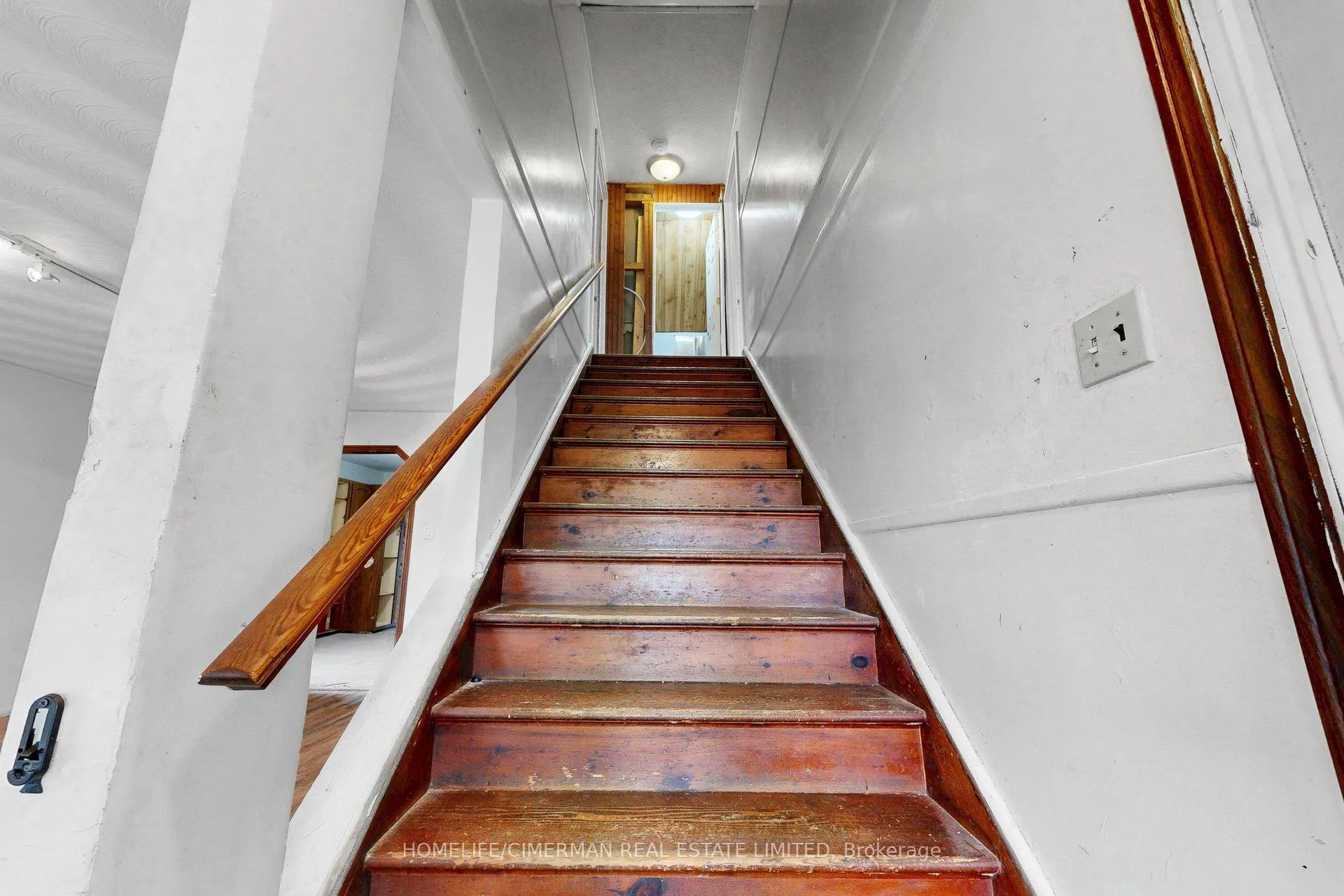 Photo 14 of 166 Normanhurst Avenue, Hamilton, Normanhurst — HOMEH