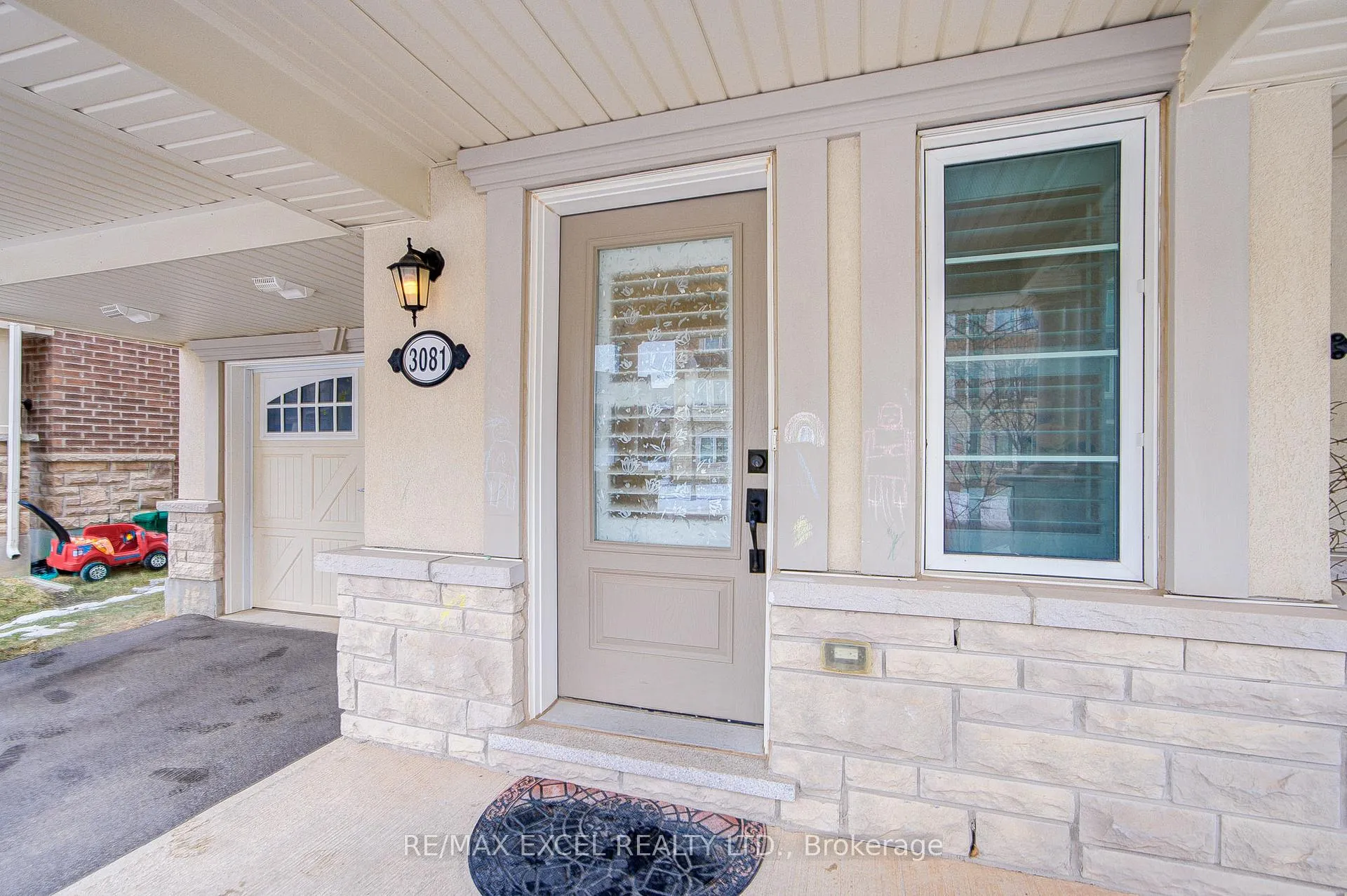 Photo 4 of 3081 Harebell Gate, Oakville, Glenorchy — HOMEH