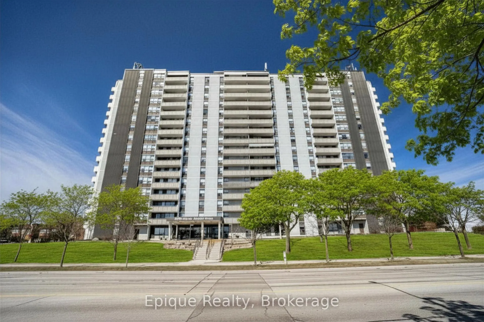 Photo 1 of Unit 409, 2055 Upper Middle Road, Burlington, Brant Hills — HOMEH