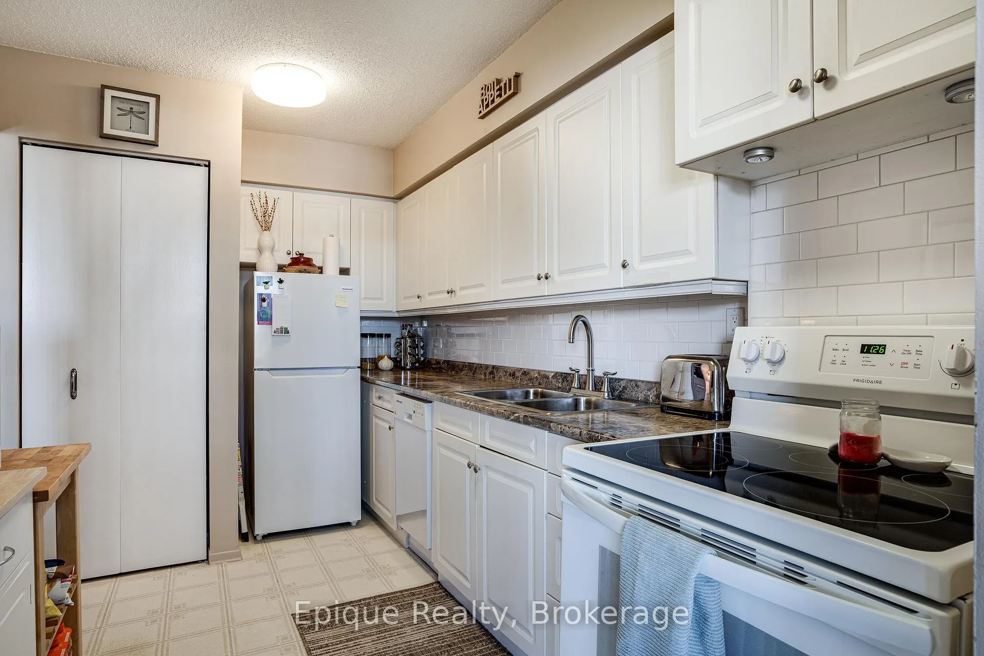 Photo 18 of Unit 409, 2055 Upper Middle Road, Burlington, Brant Hills — HOMEH