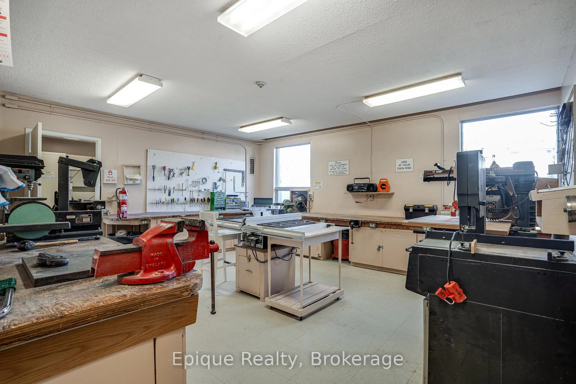 Photo 35 of Unit 409, 2055 Upper Middle Road, Burlington, Brant Hills — HOMEH