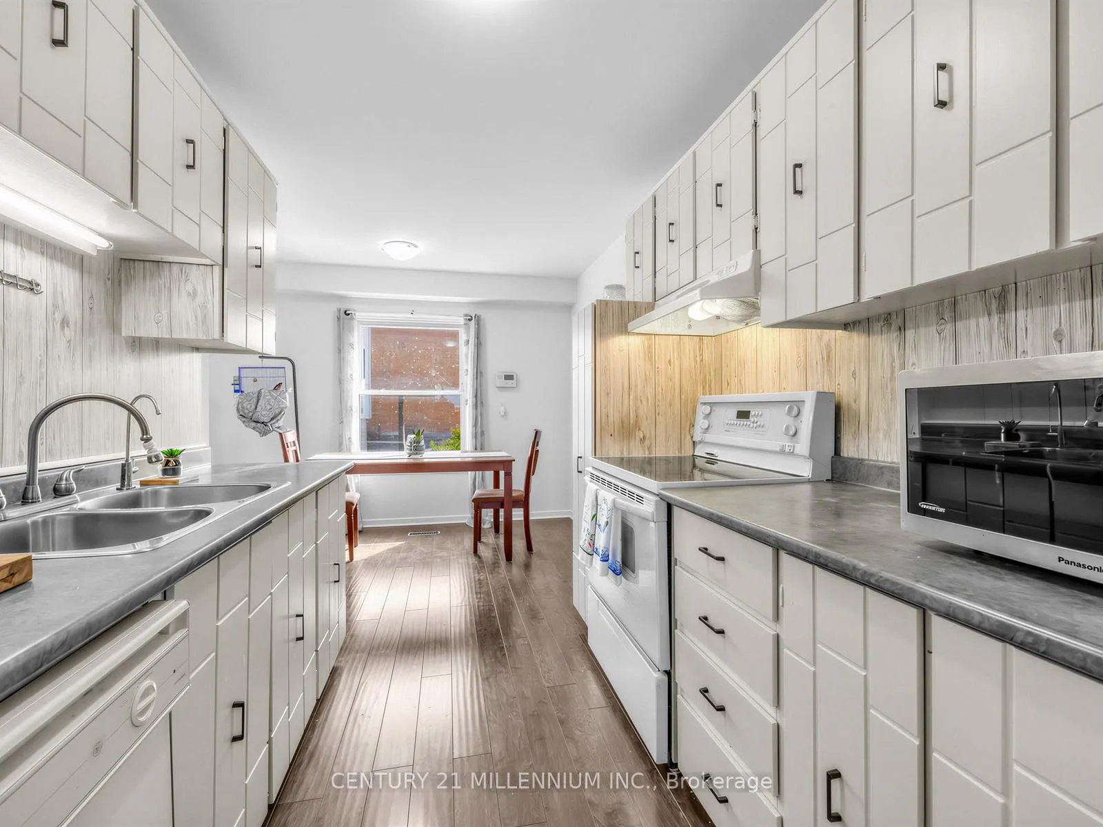 Photo 7 of Unit 52, 1020 Central Park Drive W, Brampton, Northgate — HOMEH