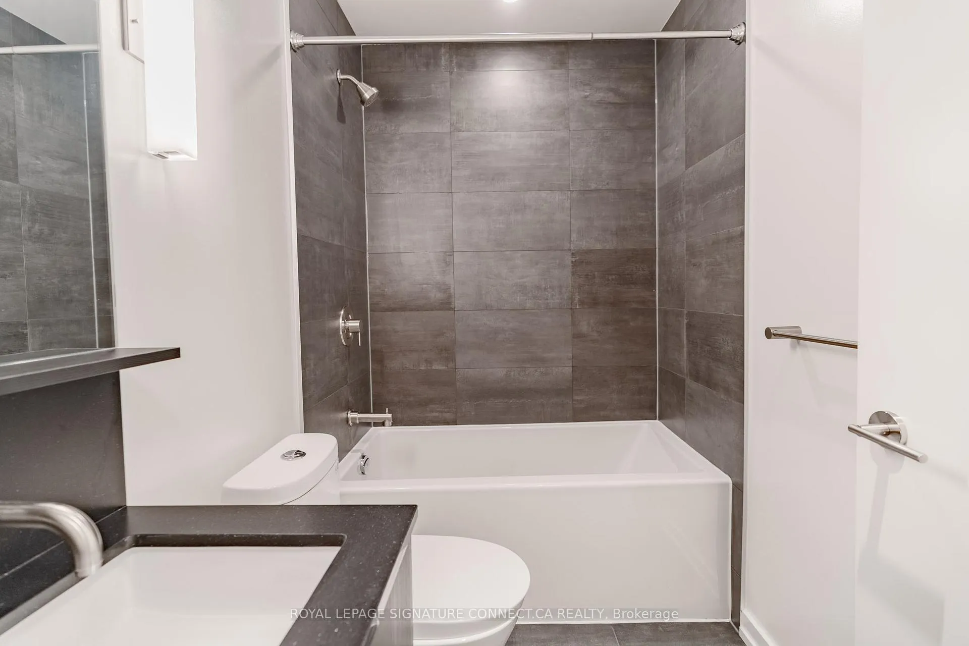 Photo 13 of Unit 1201, 110 Broadway Avenue, Toronto, Mount Pleasant West — HOMEH