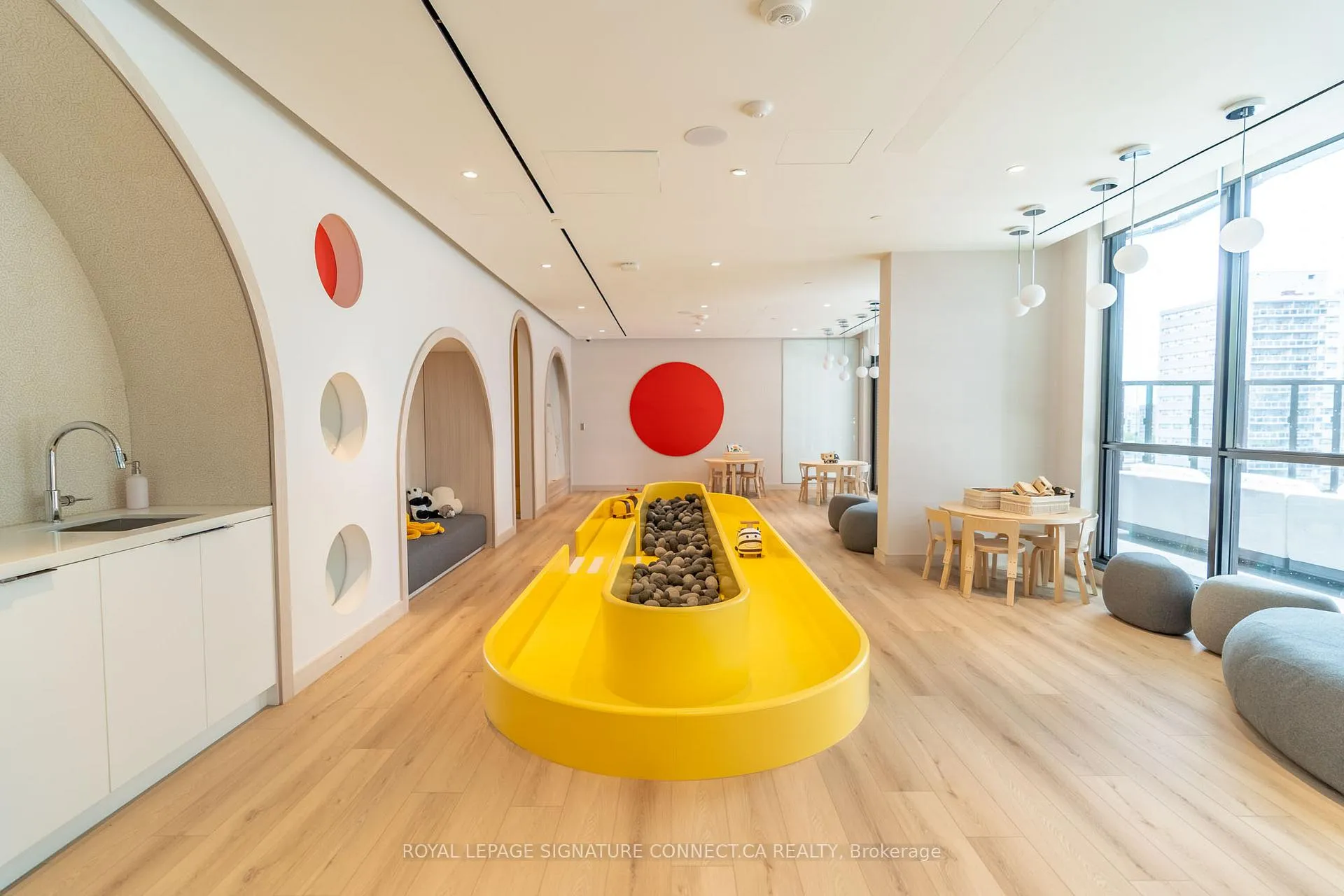 Photo 23 of Unit 1201, 110 Broadway Avenue, Toronto, Mount Pleasant West — HOMEH