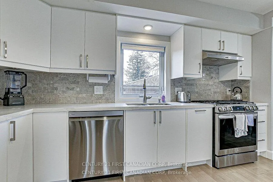 Photo 11 of 1473 Glengarry Avenue, London, North H — HOMEH