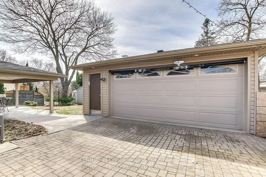 Photo 17 of 1473 Glengarry Avenue, London, North H — HOMEH