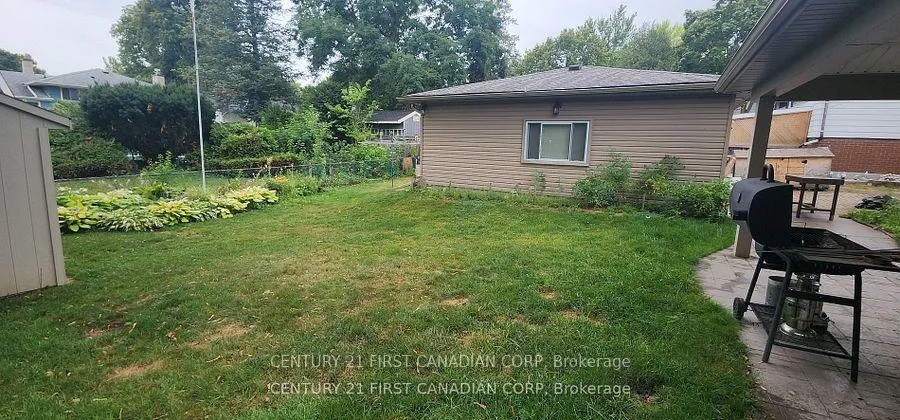 Photo 20 of 1473 Glengarry Avenue, London, North H — HOMEH