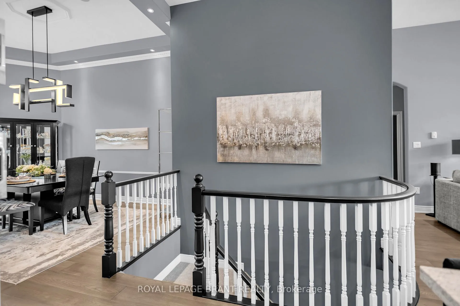 Photo 25 of 57 Carmichael Crescent, Brantford, Mayfair — HOMEH