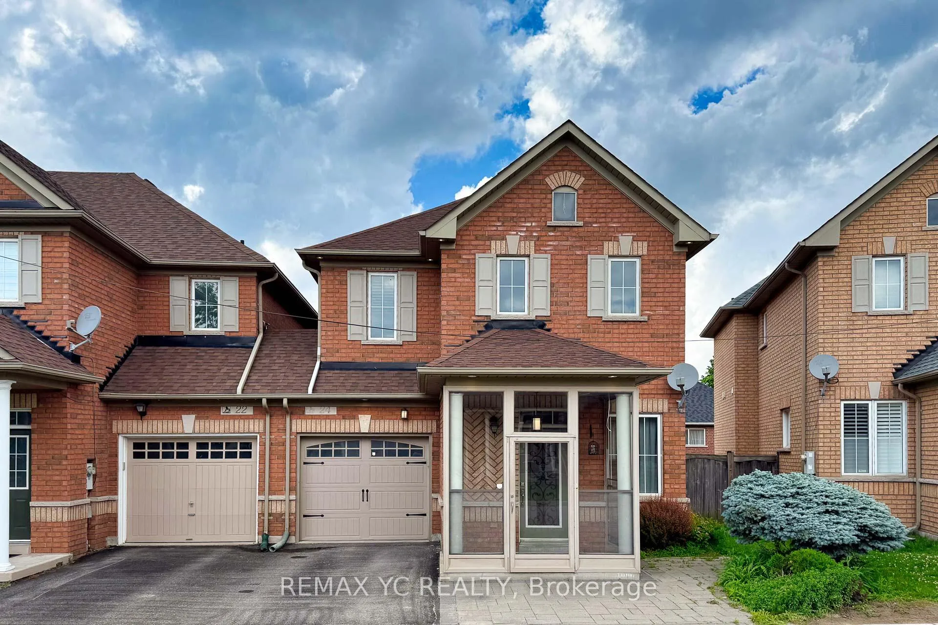 Photo 1 of 24 Millwright Avenue, Richmond Hill, Oak Ridges Lake Wilcox — HOMEH