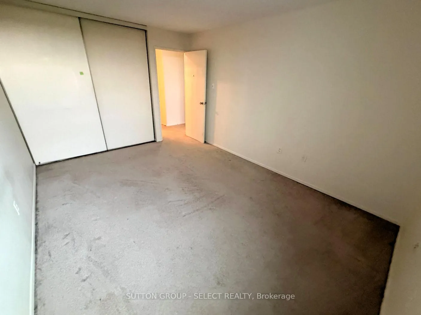 Photo 16 of Unit 810, 600 Grenfell Drive, London, North C — HOMEH