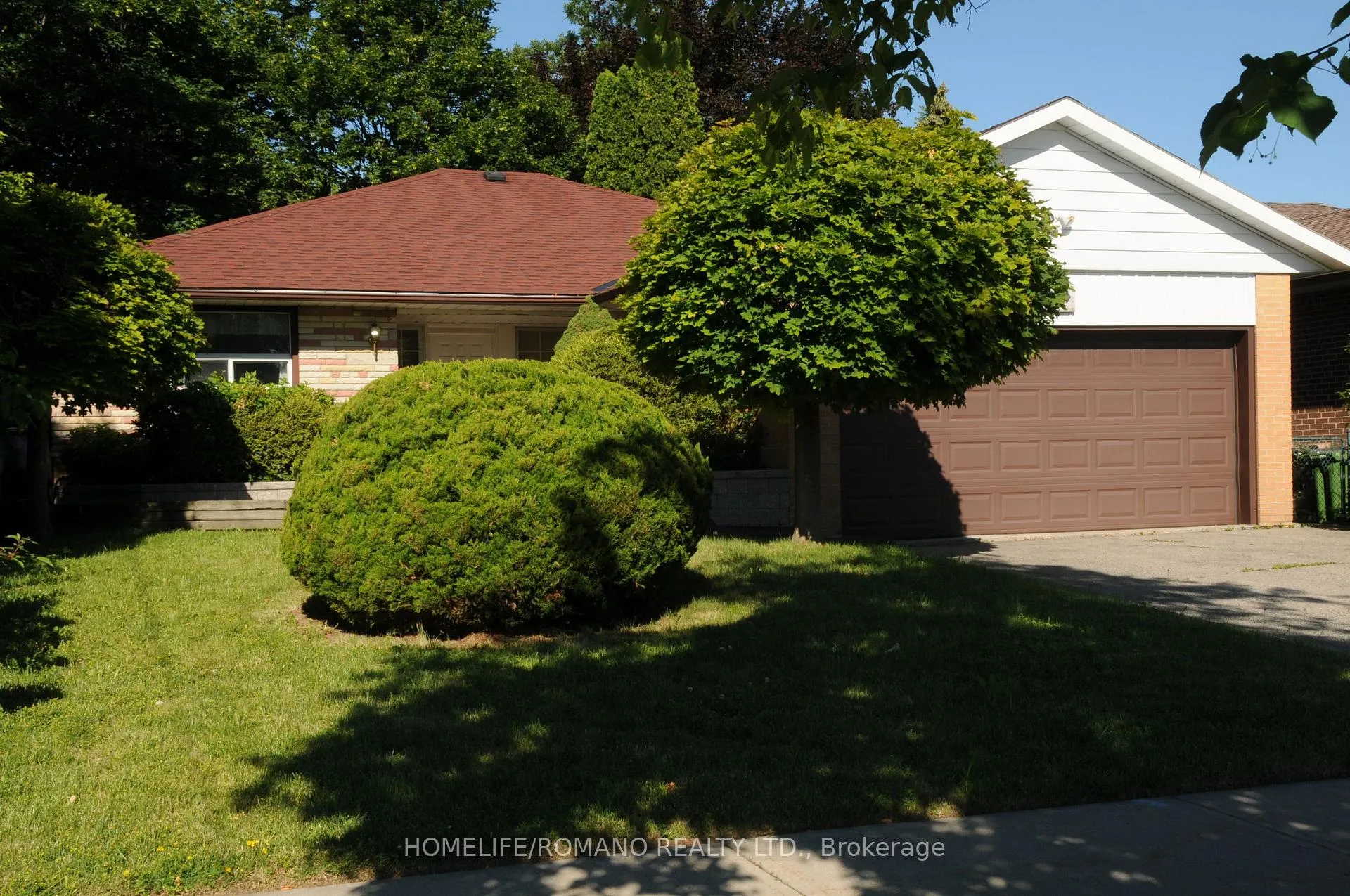 Photo 1 of 65 Moon Valley Drive, Etobicoke, West Humber-Clairville — HOMEH