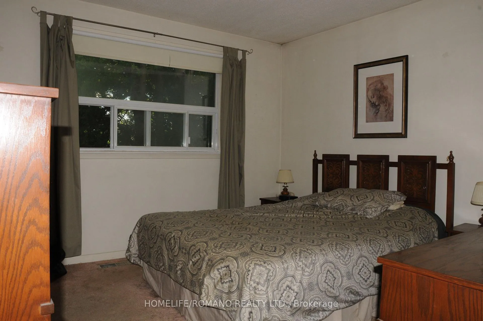 Photo 12 of 65 Moon Valley Drive, Etobicoke, West Humber-Clairville — HOMEH