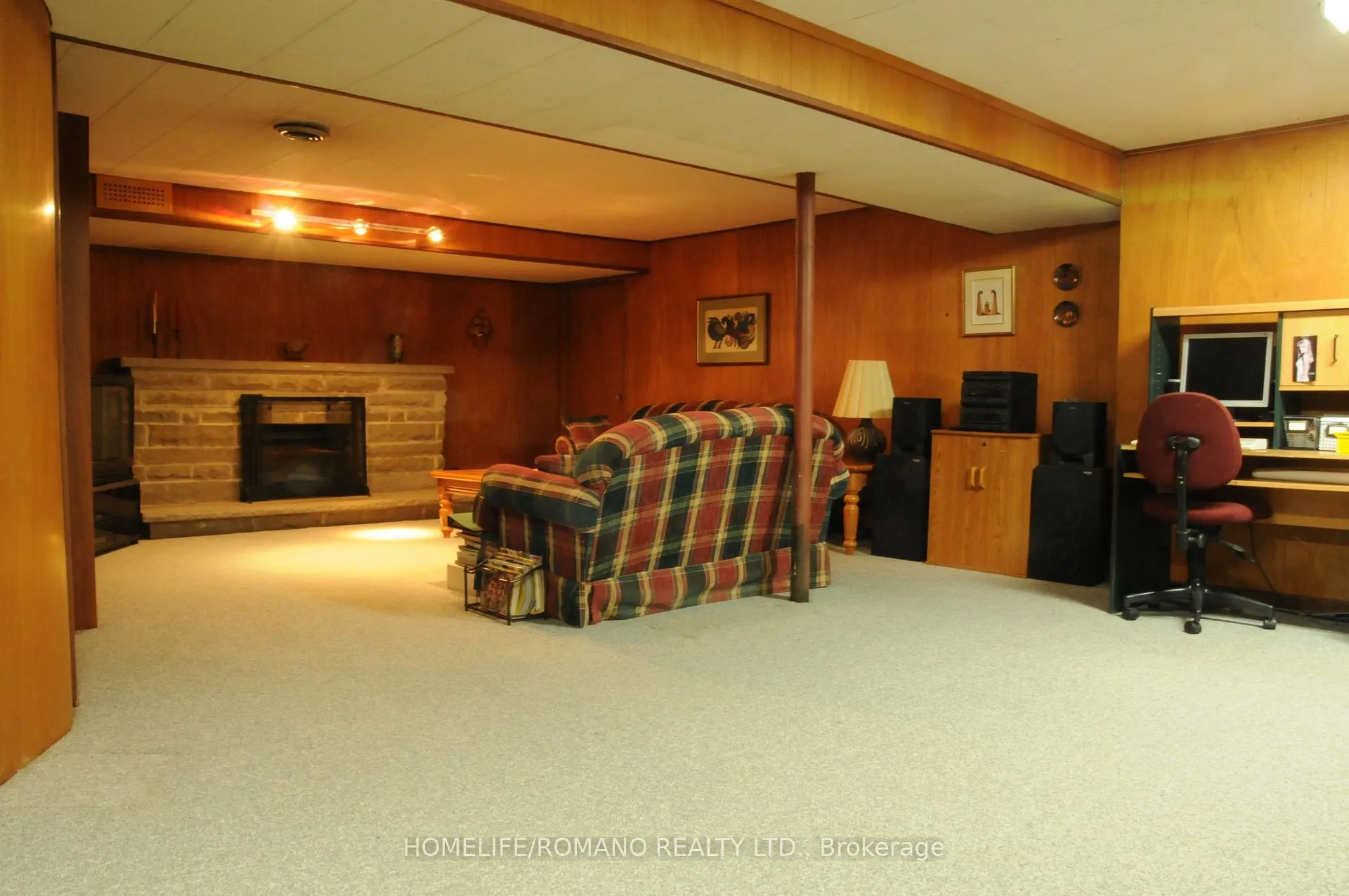 Photo 14 of 65 Moon Valley Drive, Etobicoke, West Humber-Clairville — HOMEH