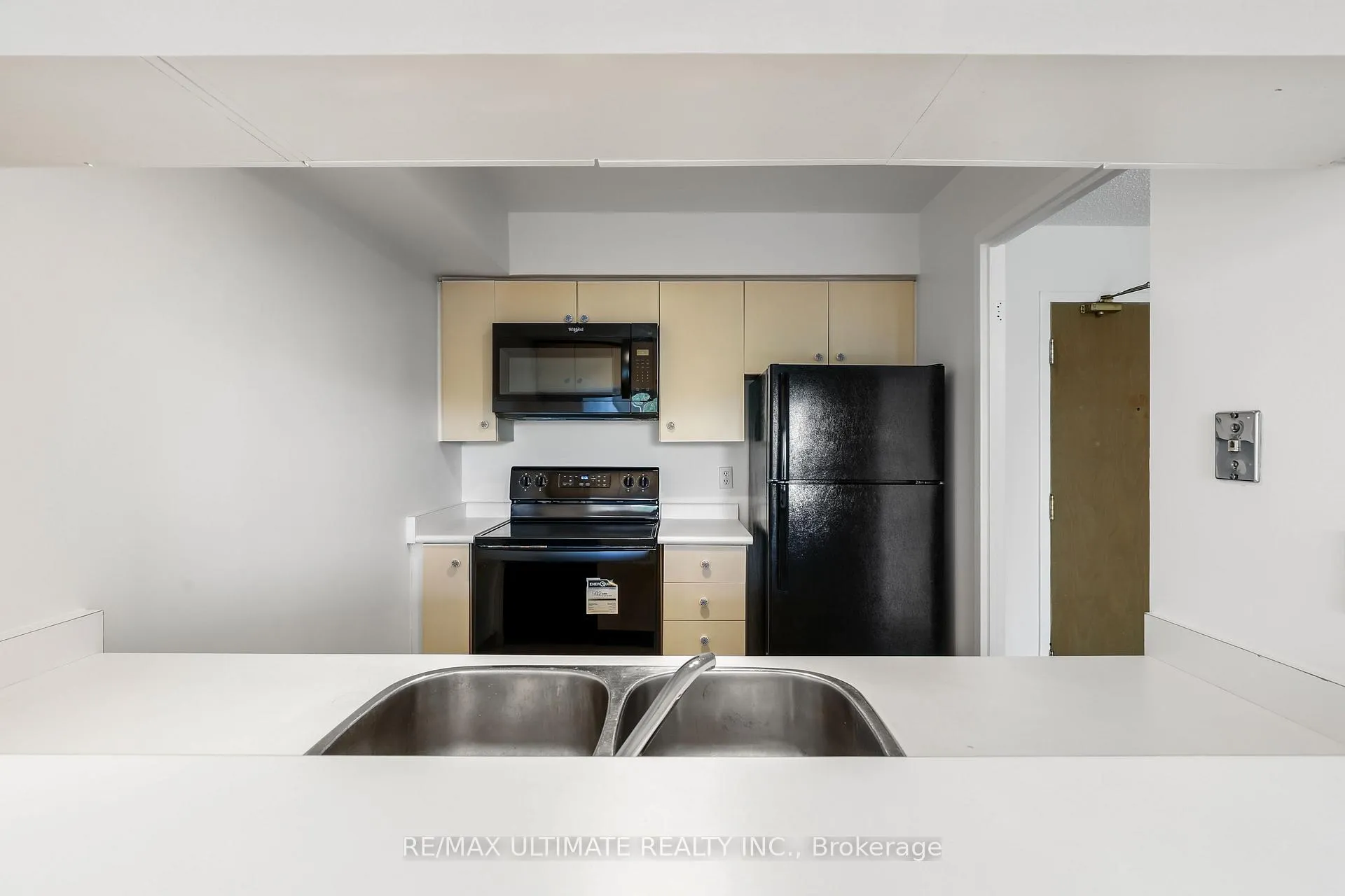 Photo 6 of Unit PH06, 955 O'Connor Drive, Toronto, O'Connor-Parkview — HOMEH