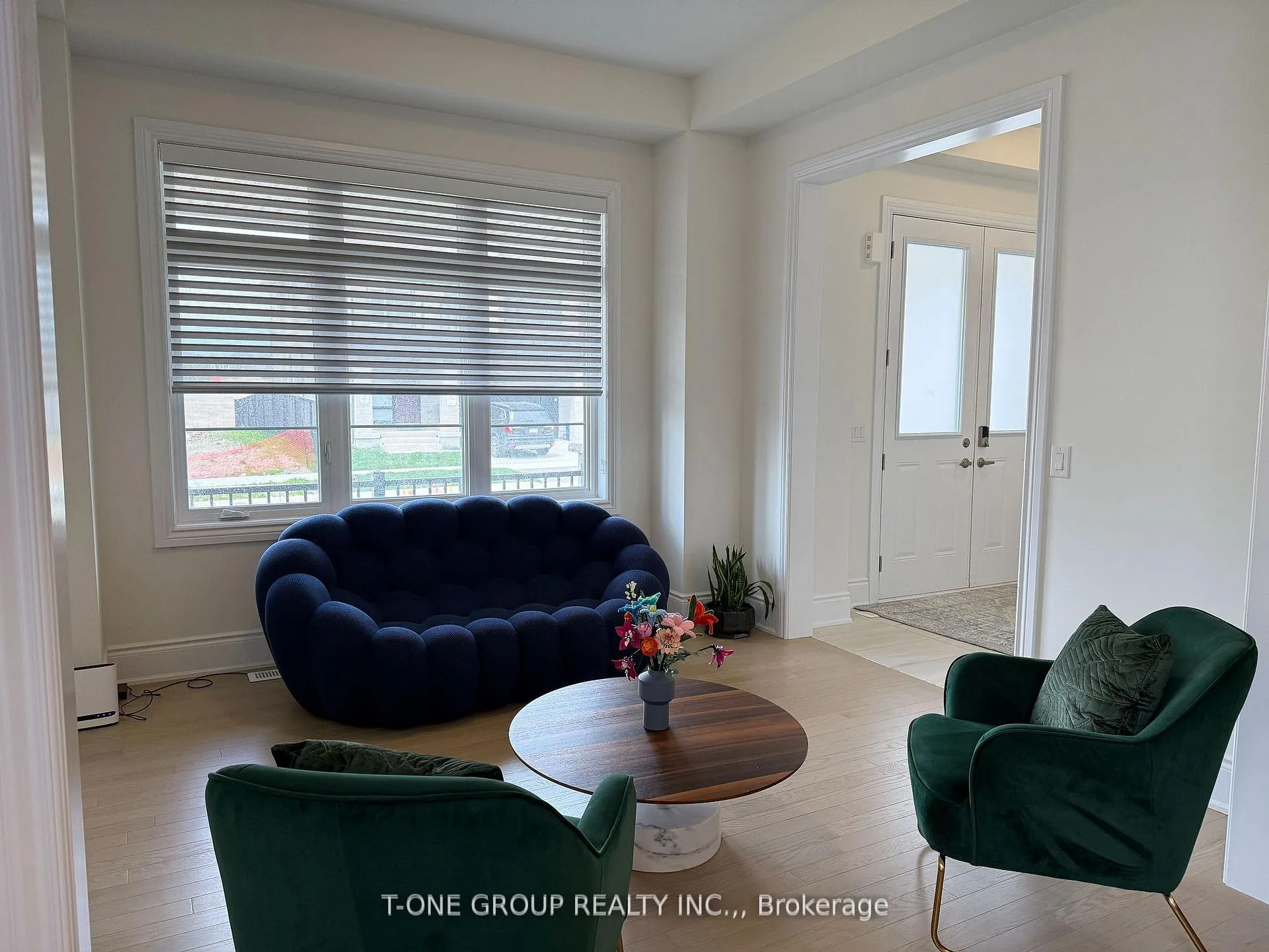 Photo 8 of 35 Nanhai Avenue, Markham, Angus Glen — HOMEH
