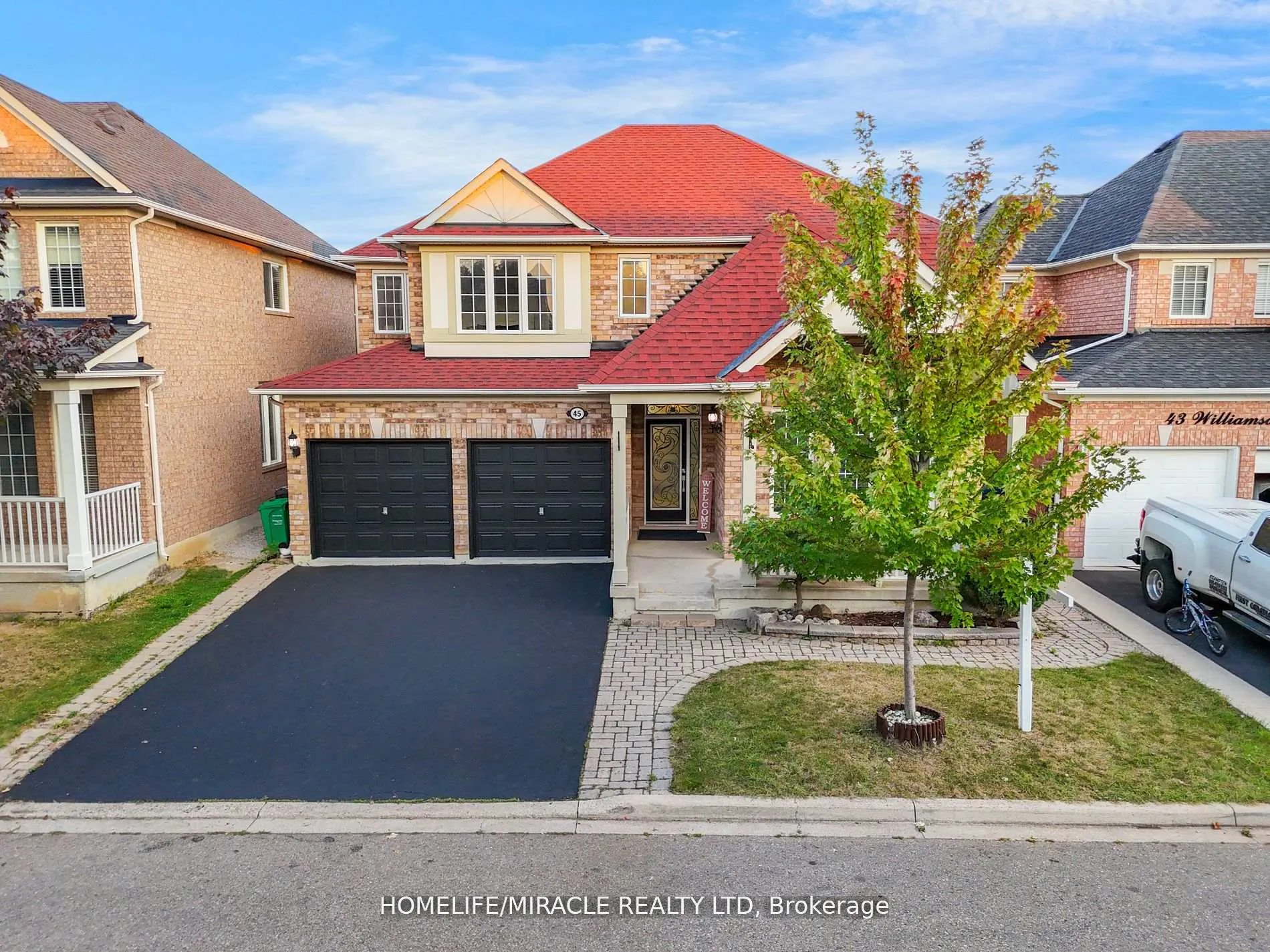 Photo 1 of 45 Williamson Drive, Brampton, Fletcher's Meadow — HOMEH